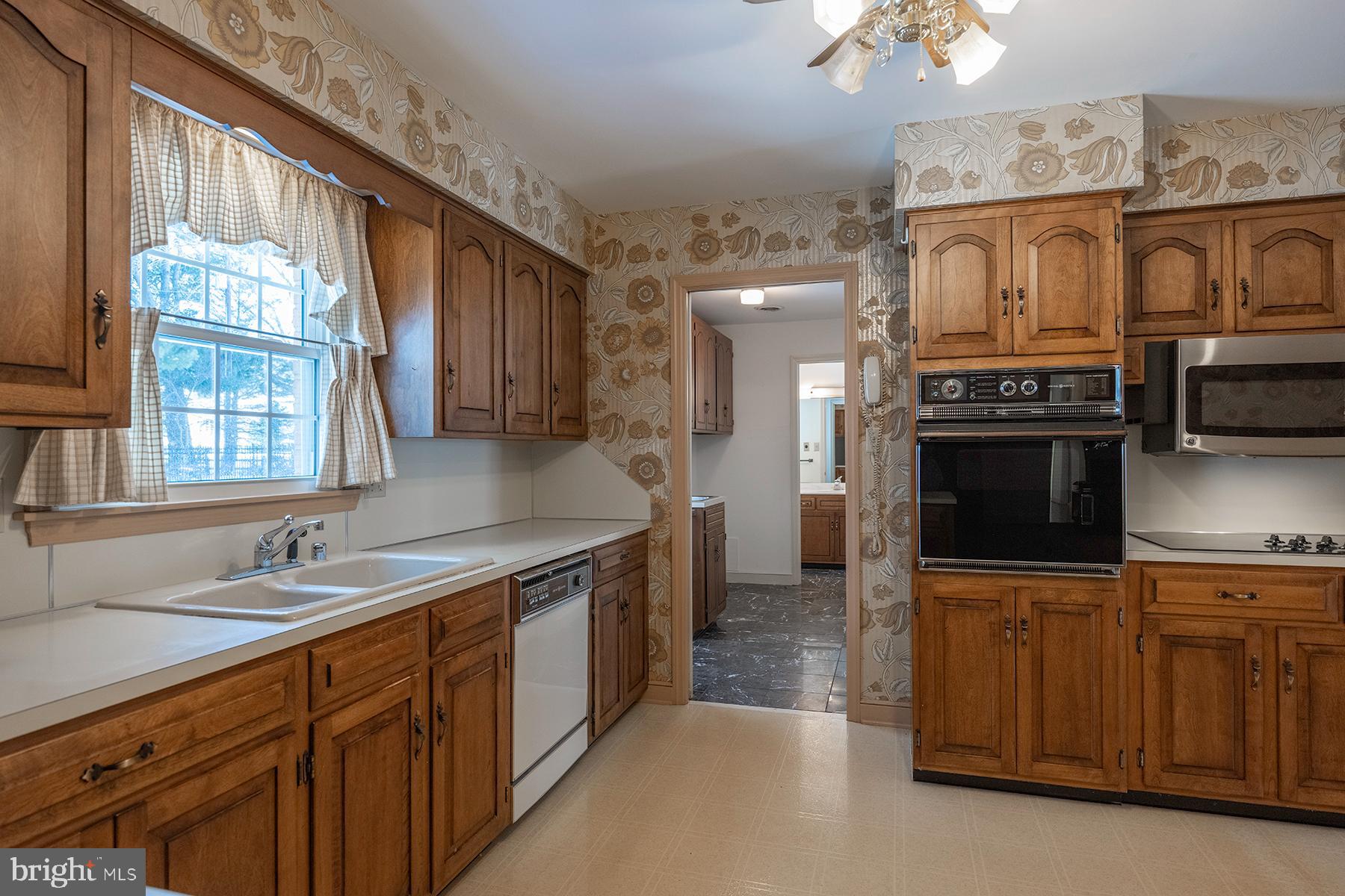 SPRING VALLEY - Residential