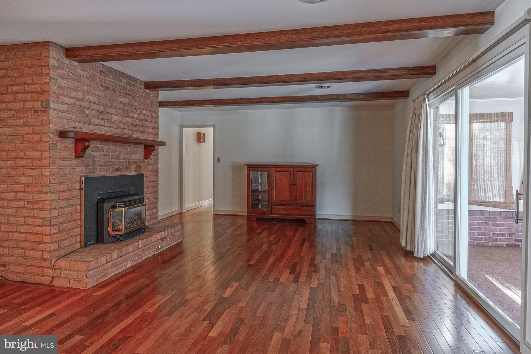 SPRING VALLEY - Residential