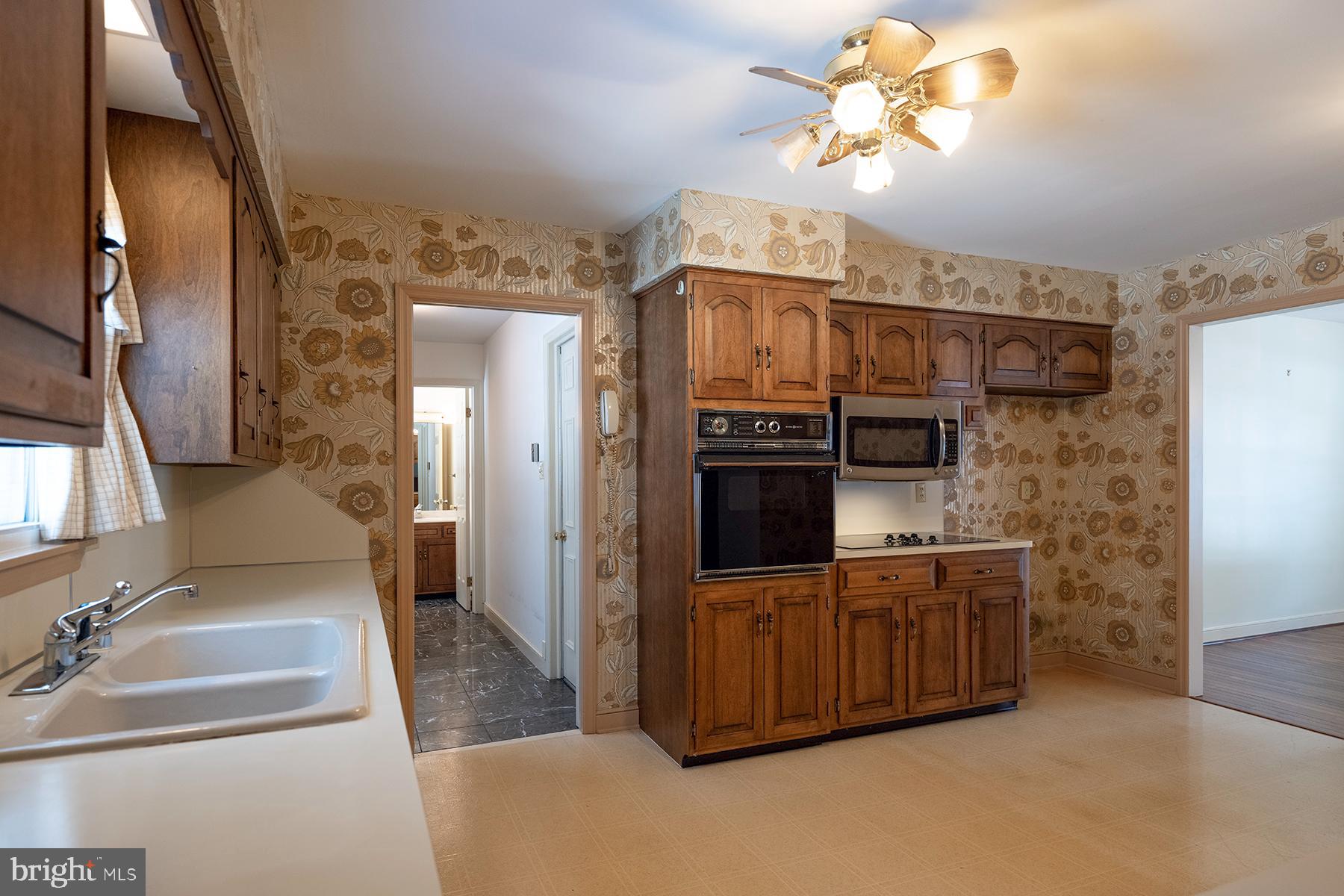 SPRING VALLEY - Residential