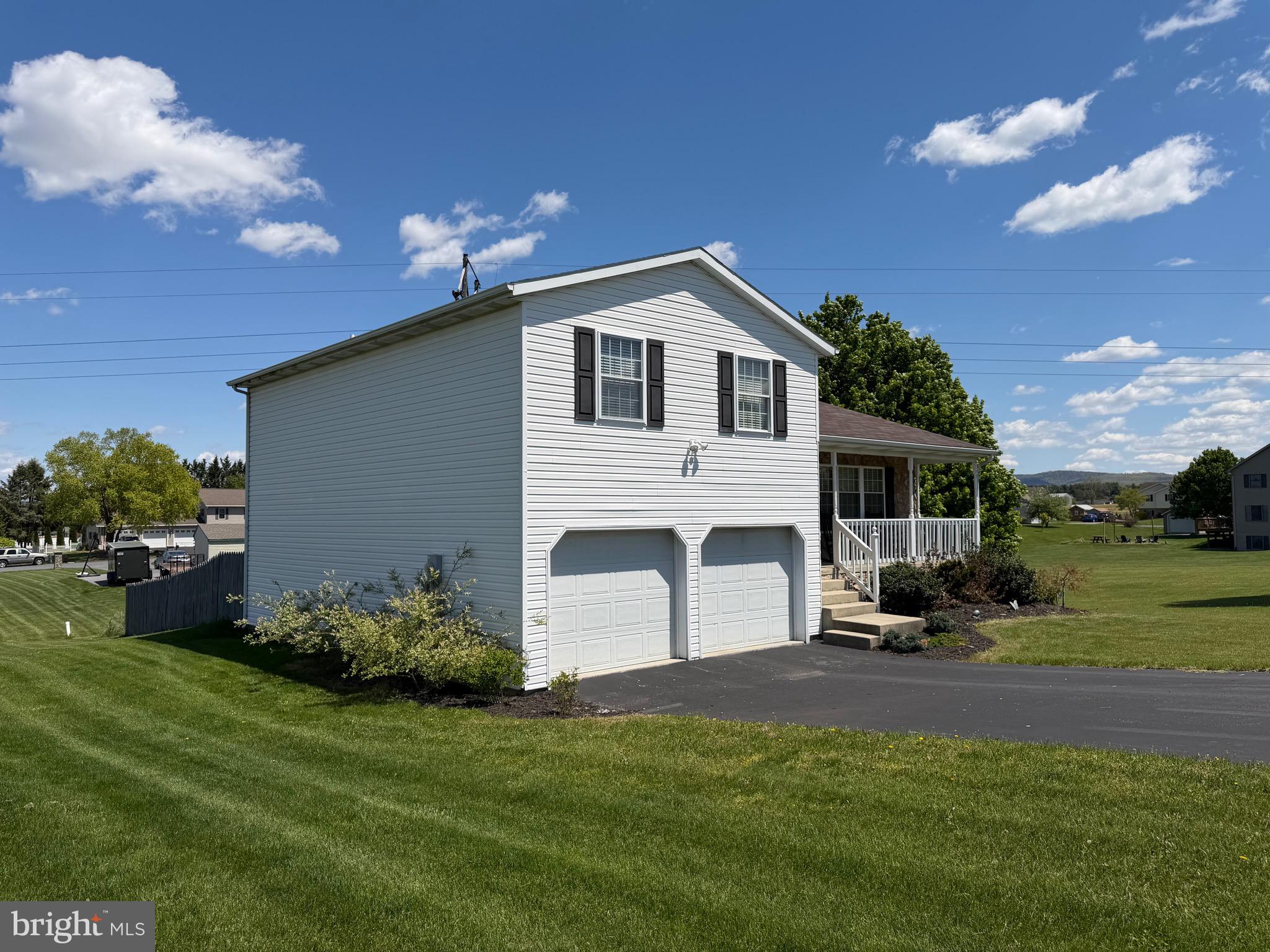 479 LEA DRIVE