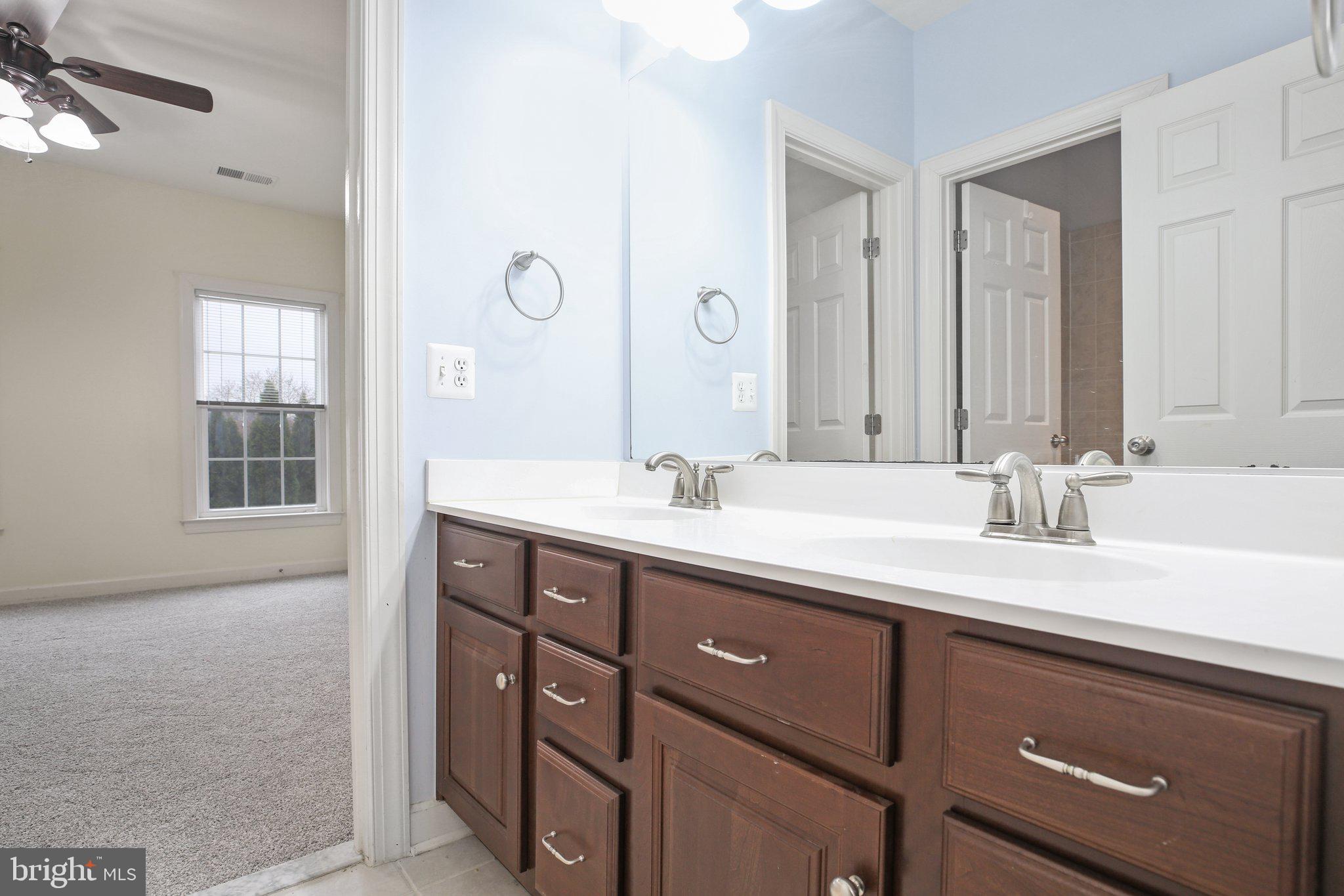 HILLS OF AQUIA - Residential