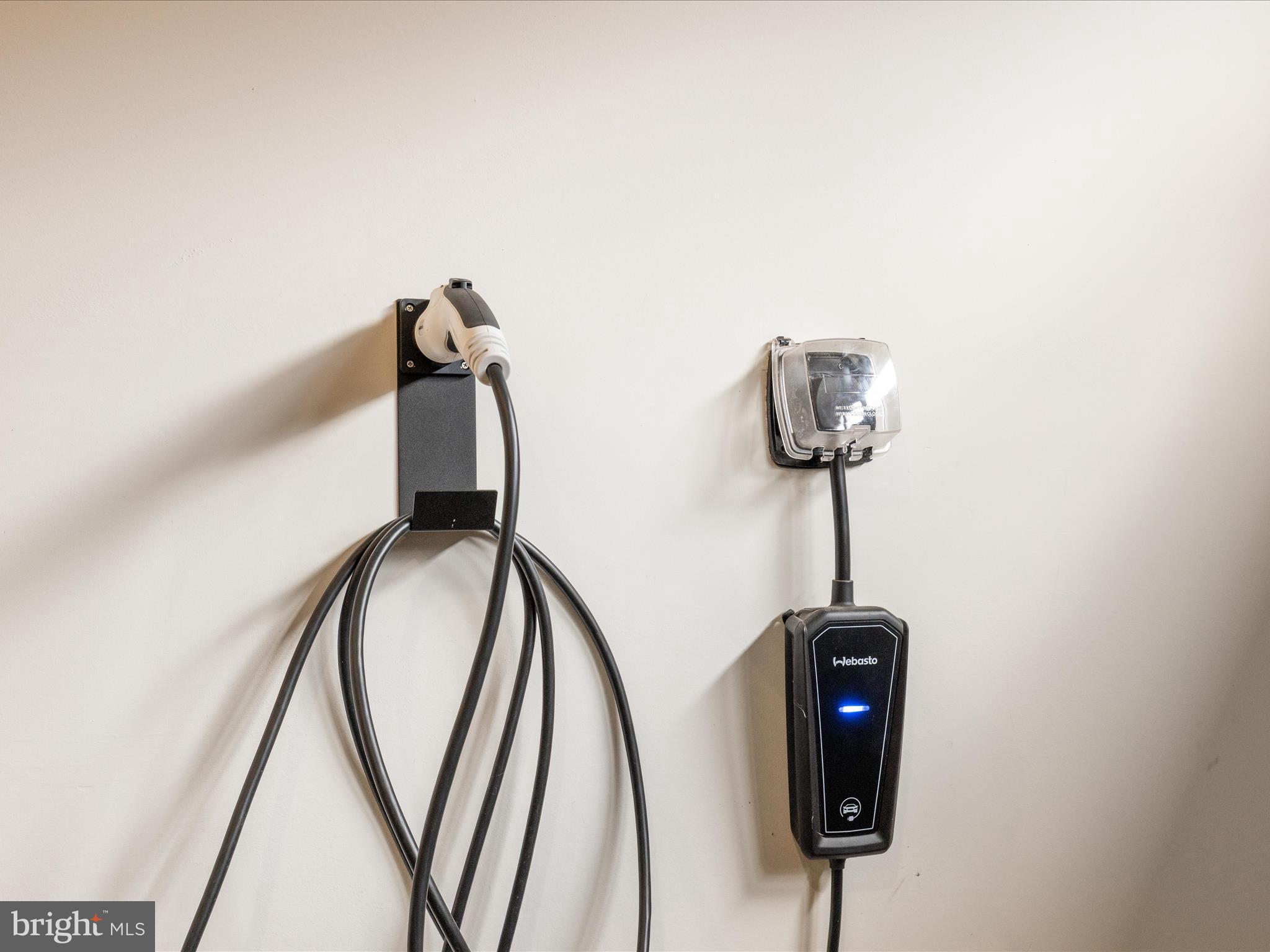 BIRCHWOOD AT BRAMBLETON - Residential