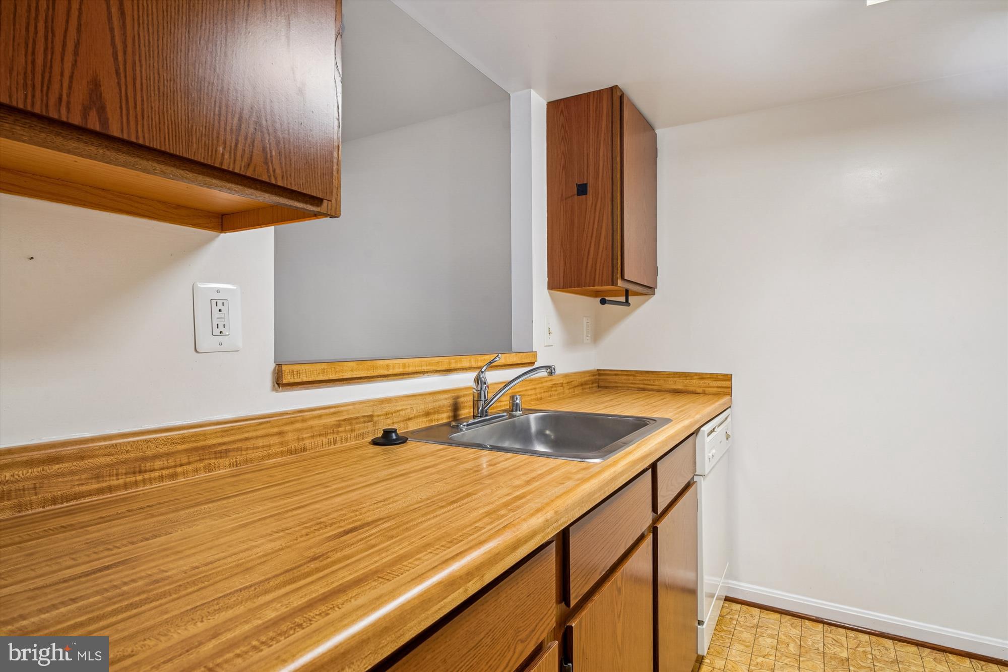 NORTH PORT CONDO - Residential