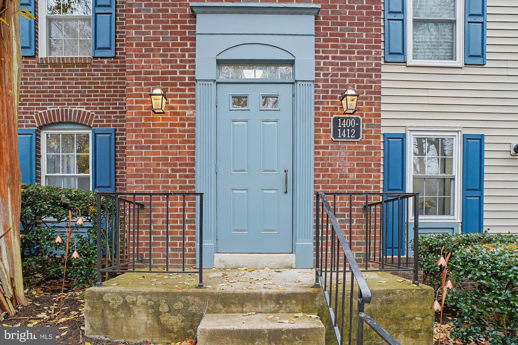 1410 GREENDALE COURT 2-1410