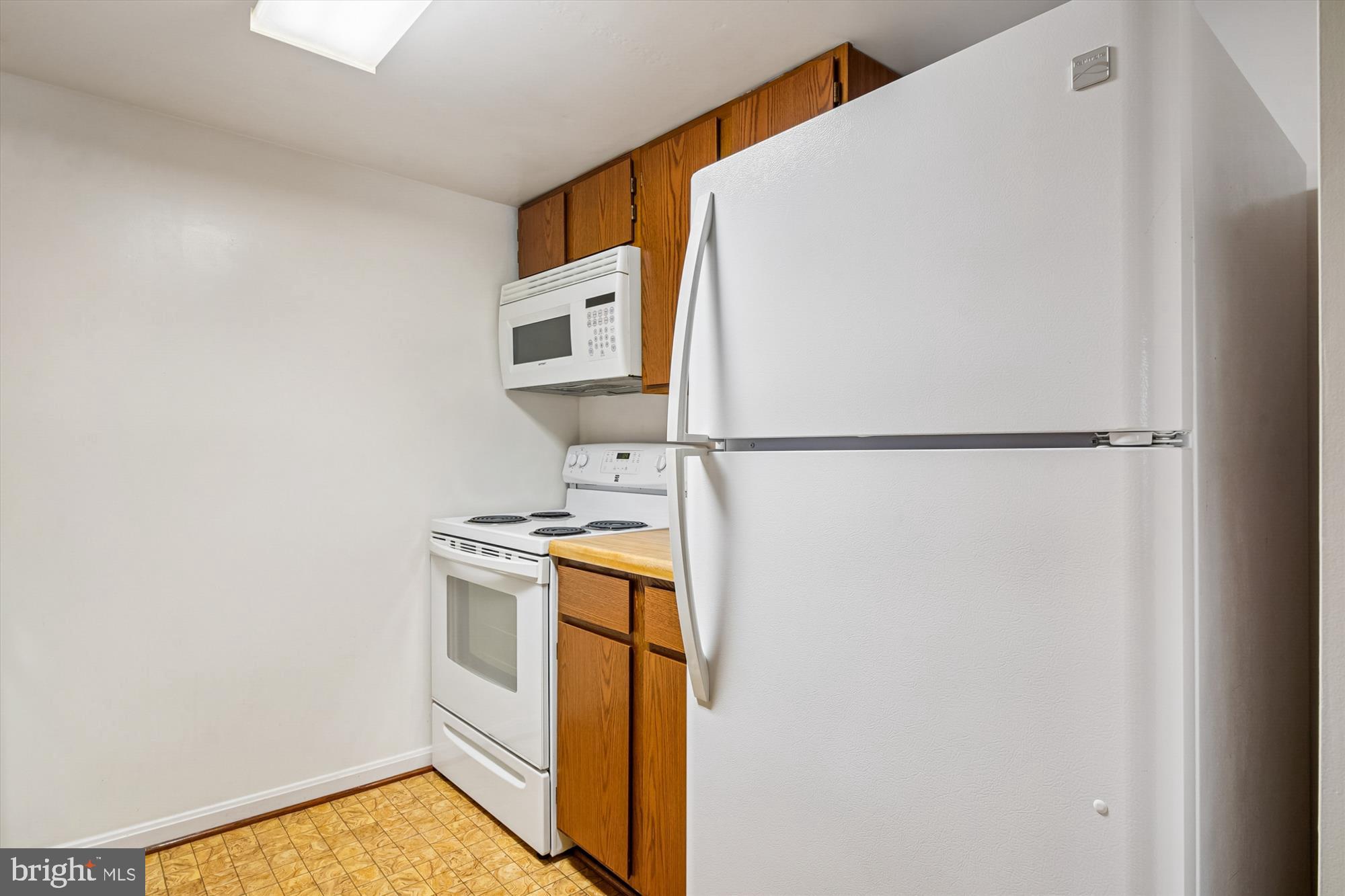 NORTH PORT CONDO - Residential