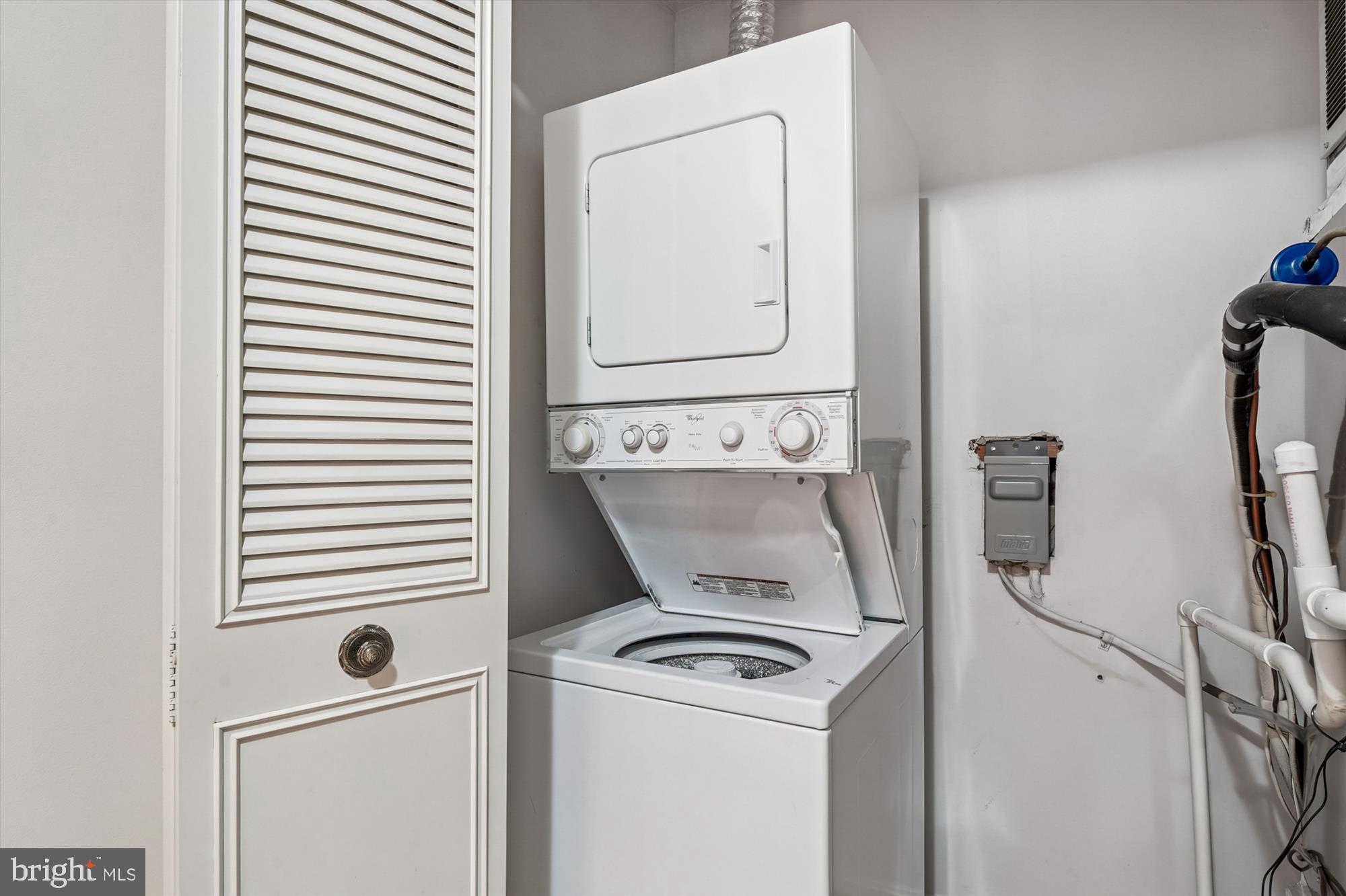 NORTH PORT CONDO - Residential