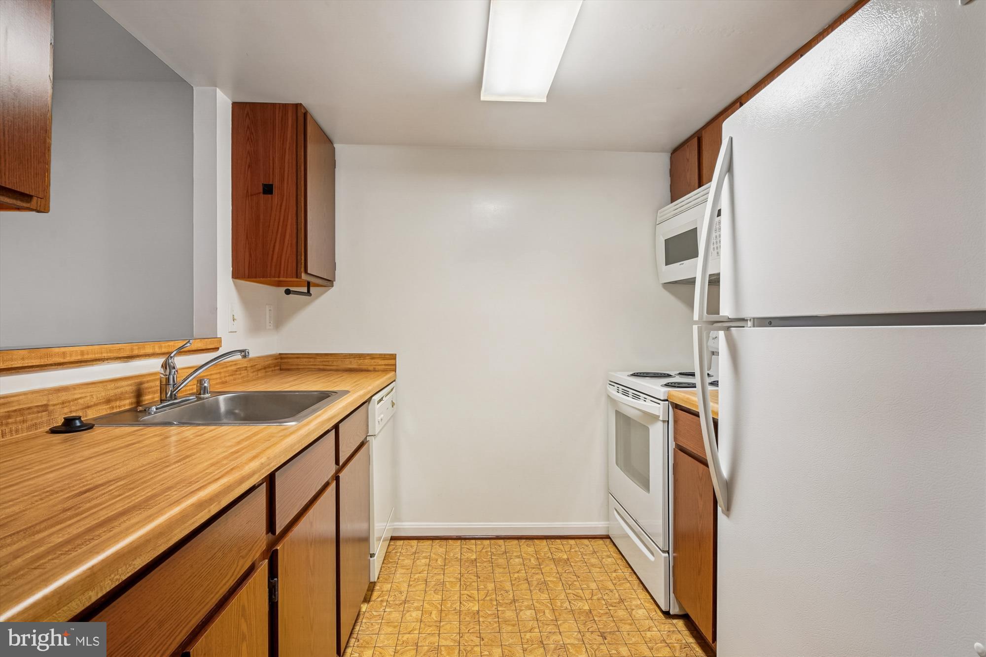 NORTH PORT CONDO - Residential