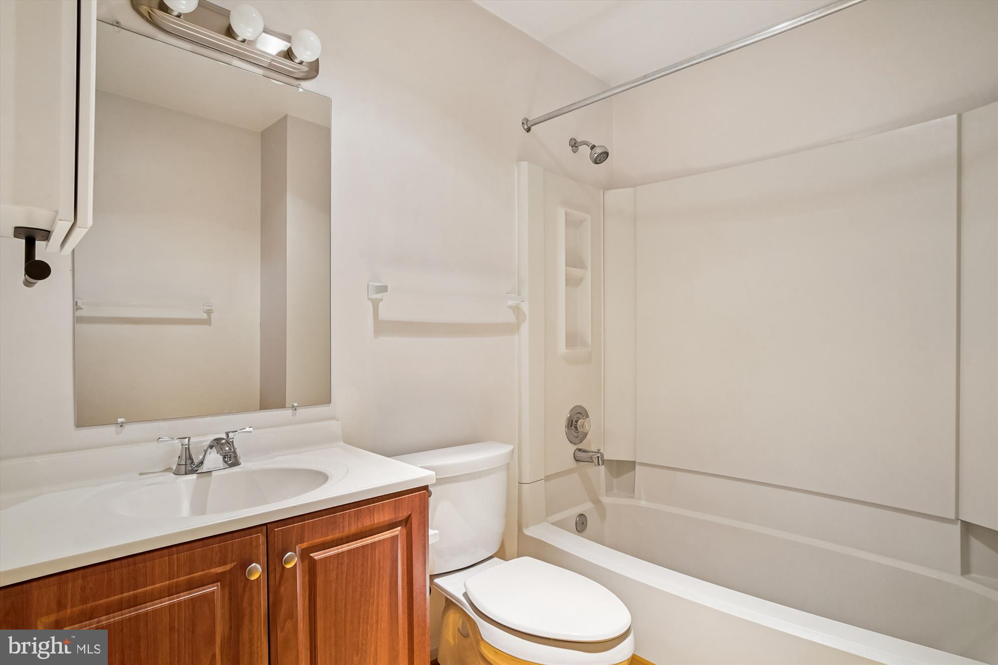 NORTH PORT CONDO - Residential