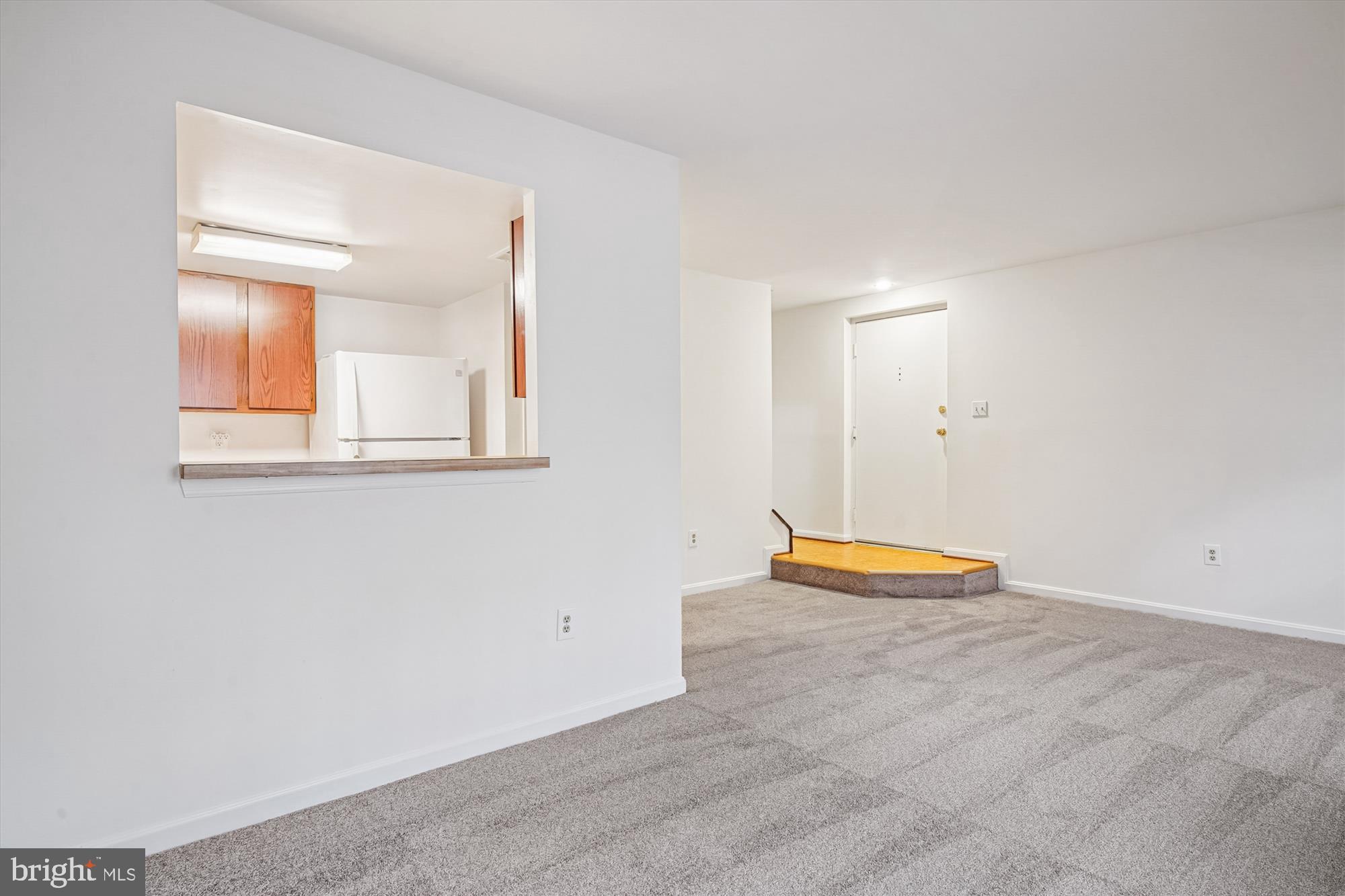 1410 GREENDALE COURT 2-1410