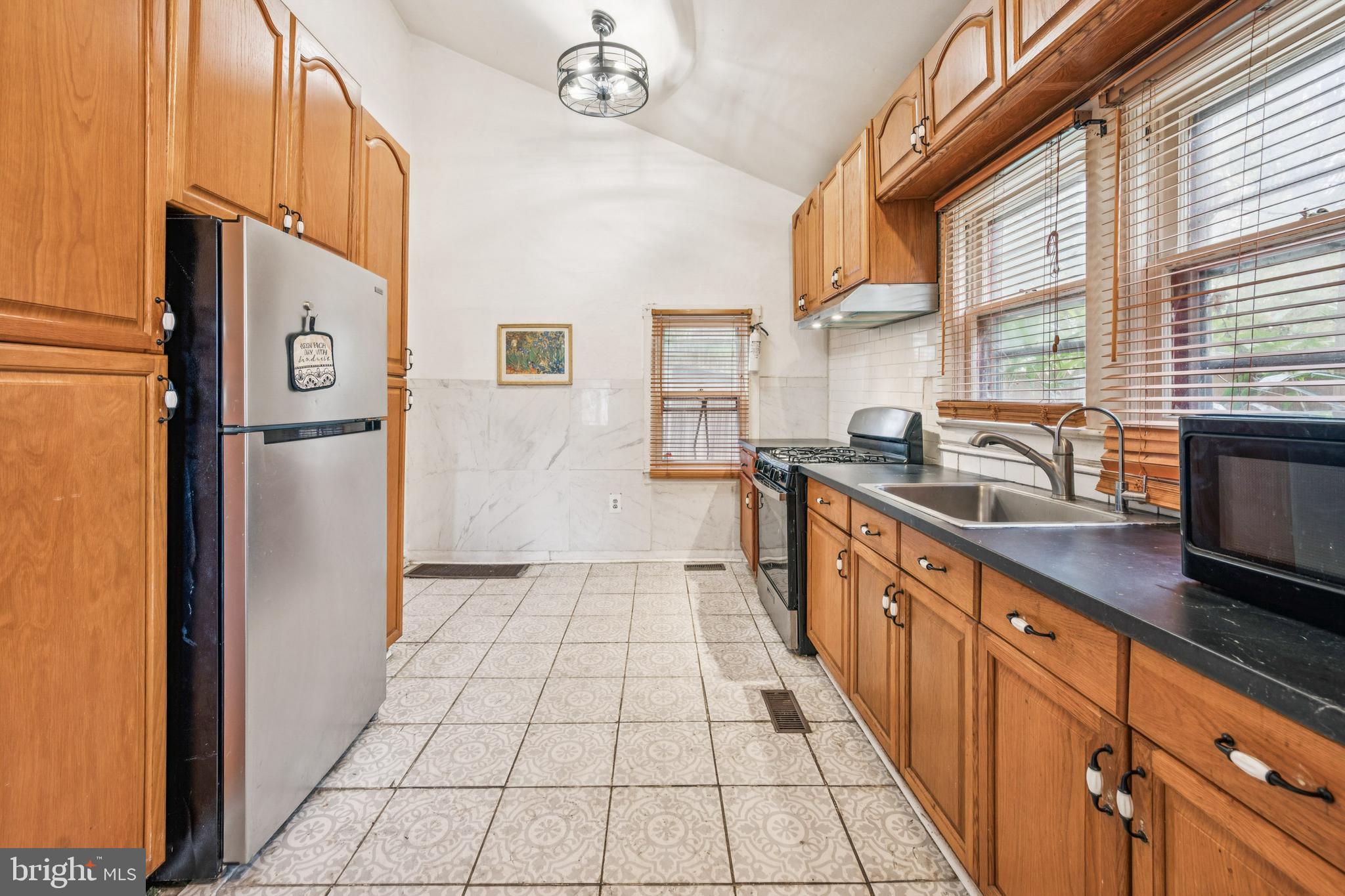 HISTORIC DISTRICT - Residential