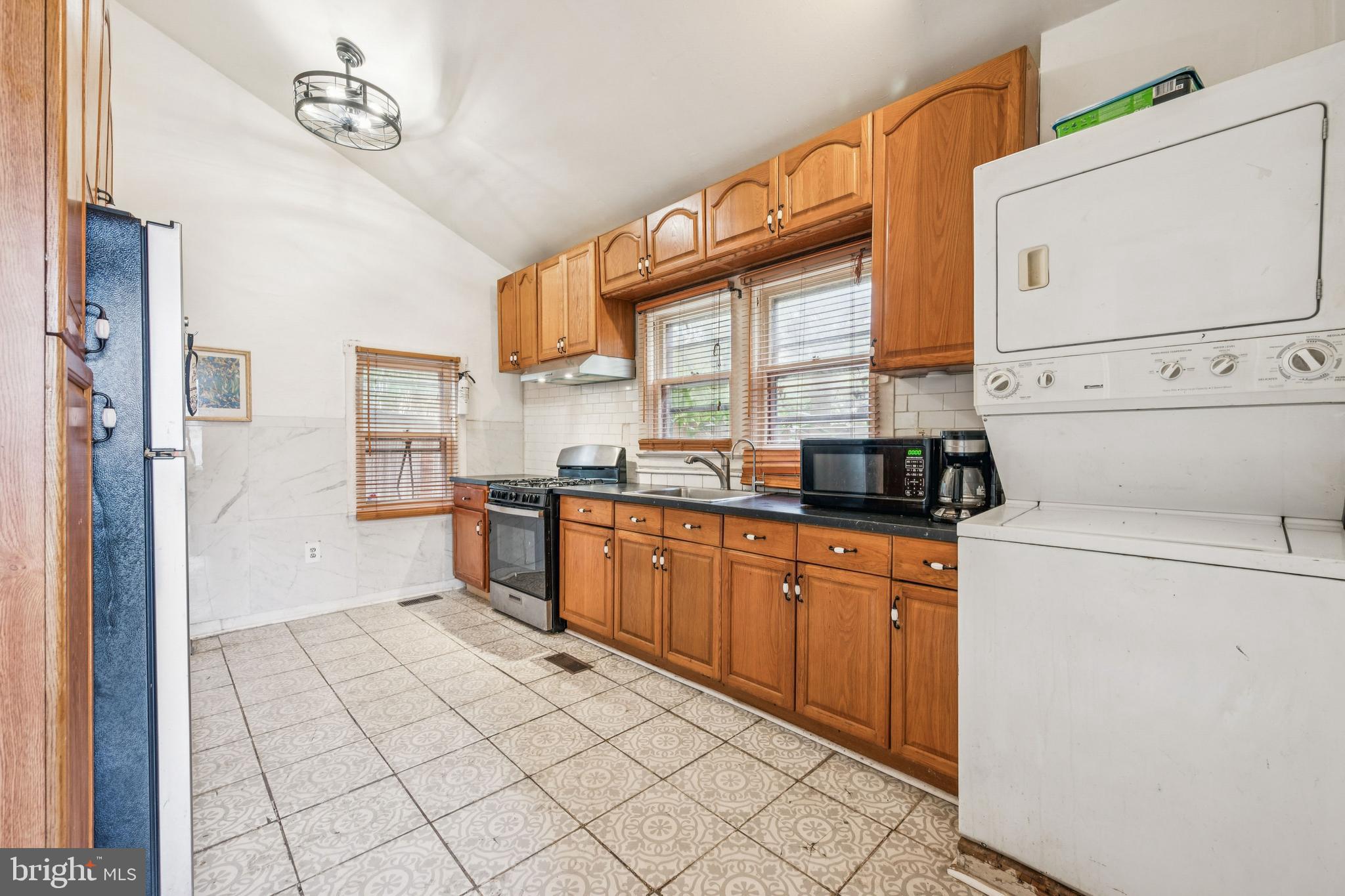 HISTORIC DISTRICT - Residential