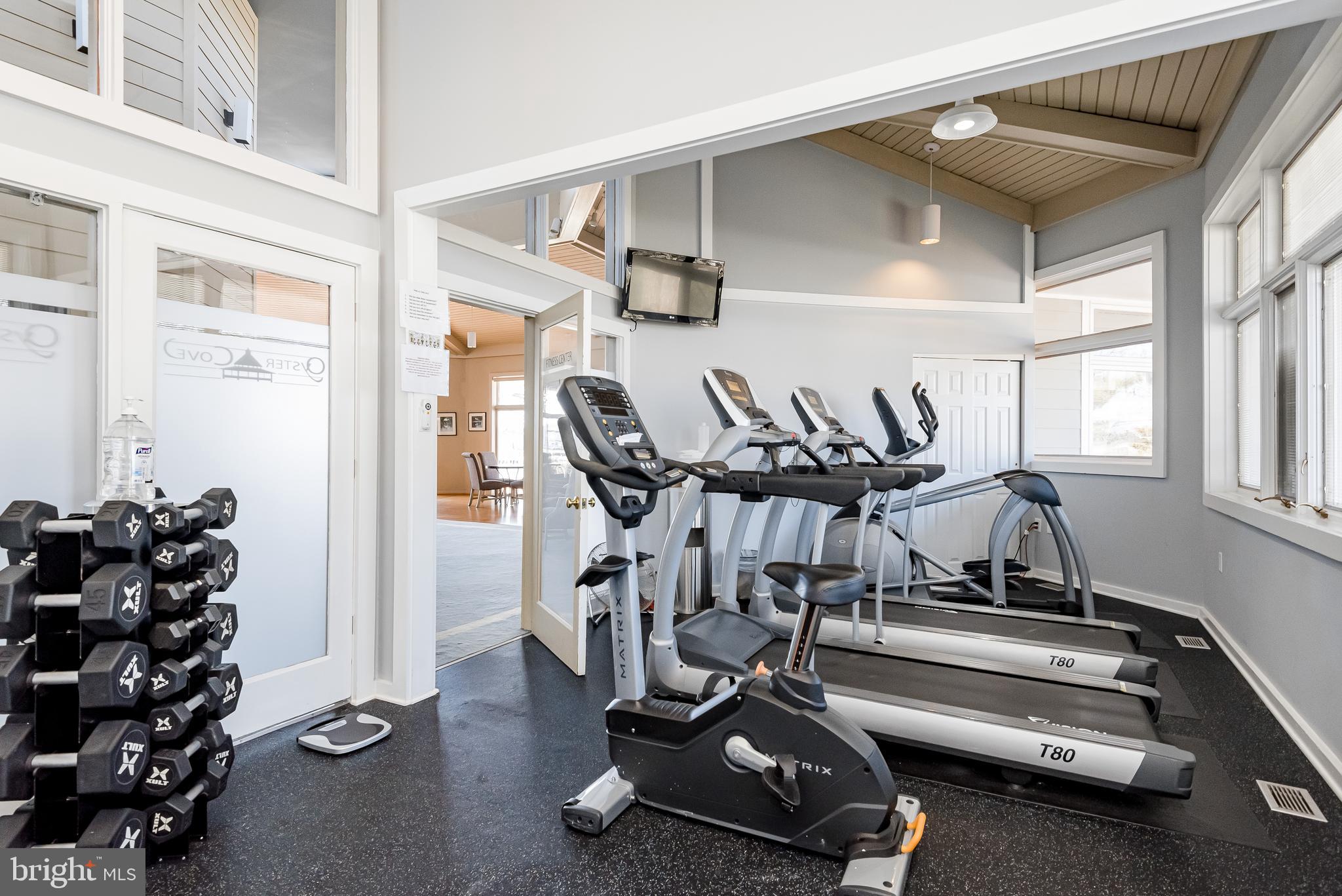 OYSTER COVE - Residential