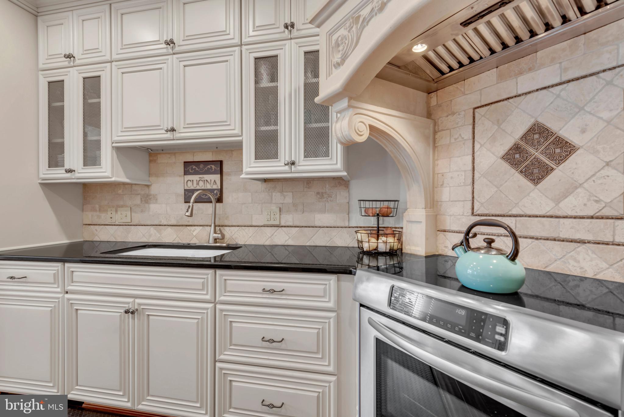 OYSTER COVE - Residential