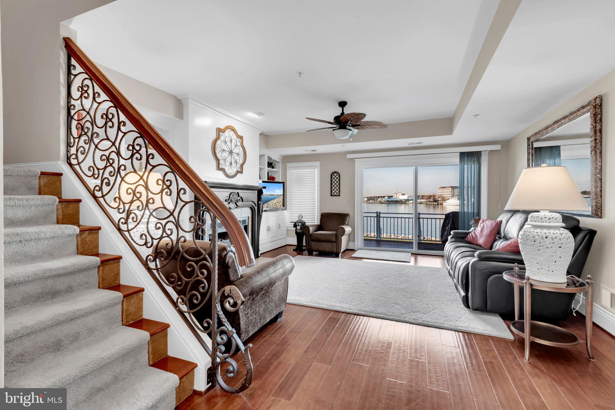 OYSTER COVE - Residential