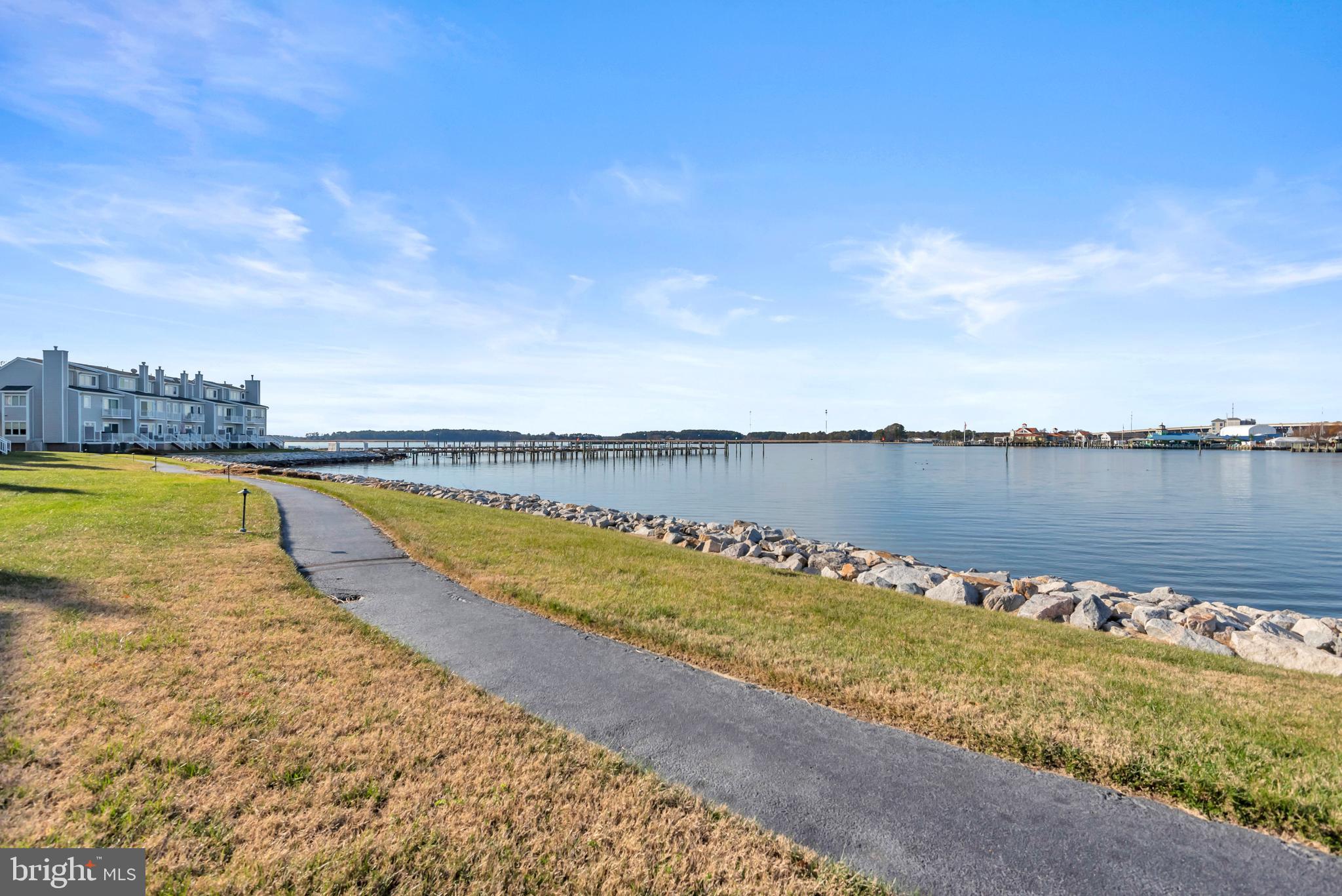 OYSTER COVE - Residential