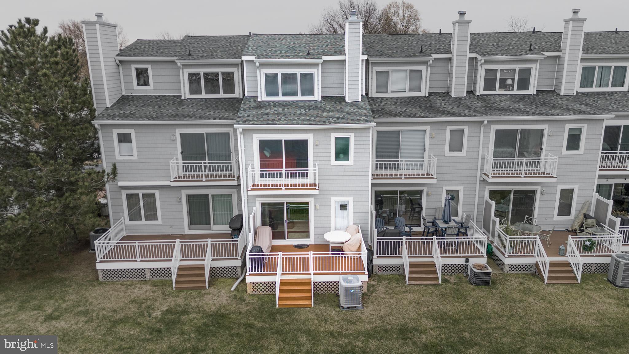 OYSTER COVE - Residential