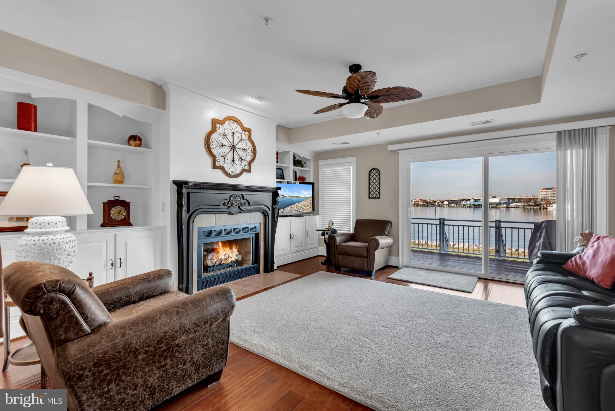 OYSTER COVE - Residential