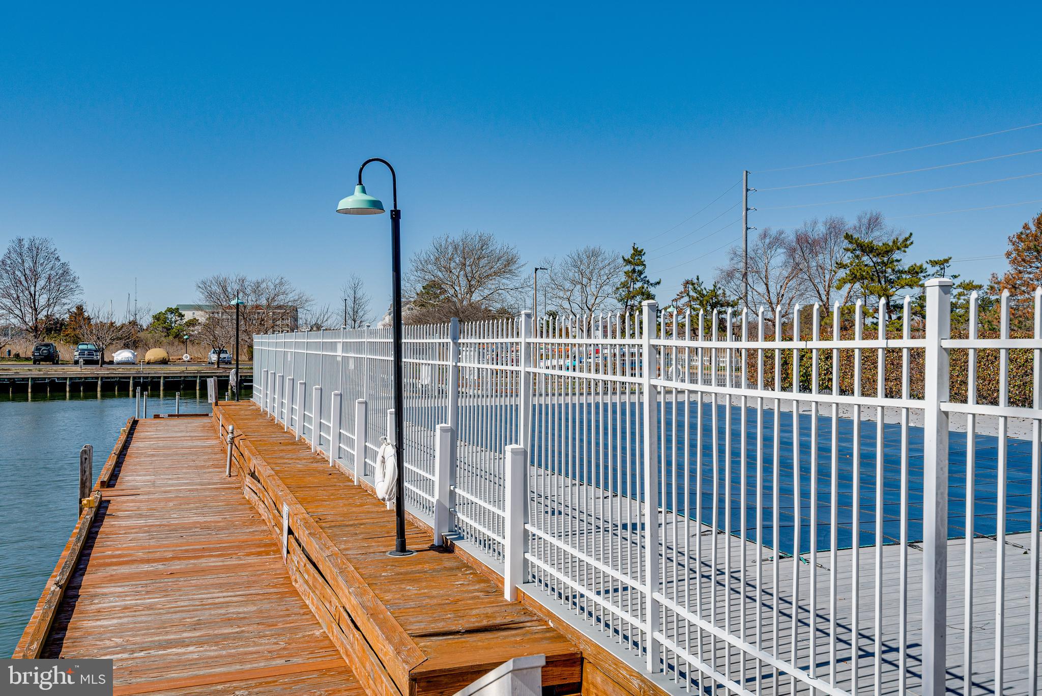 OYSTER COVE - Residential