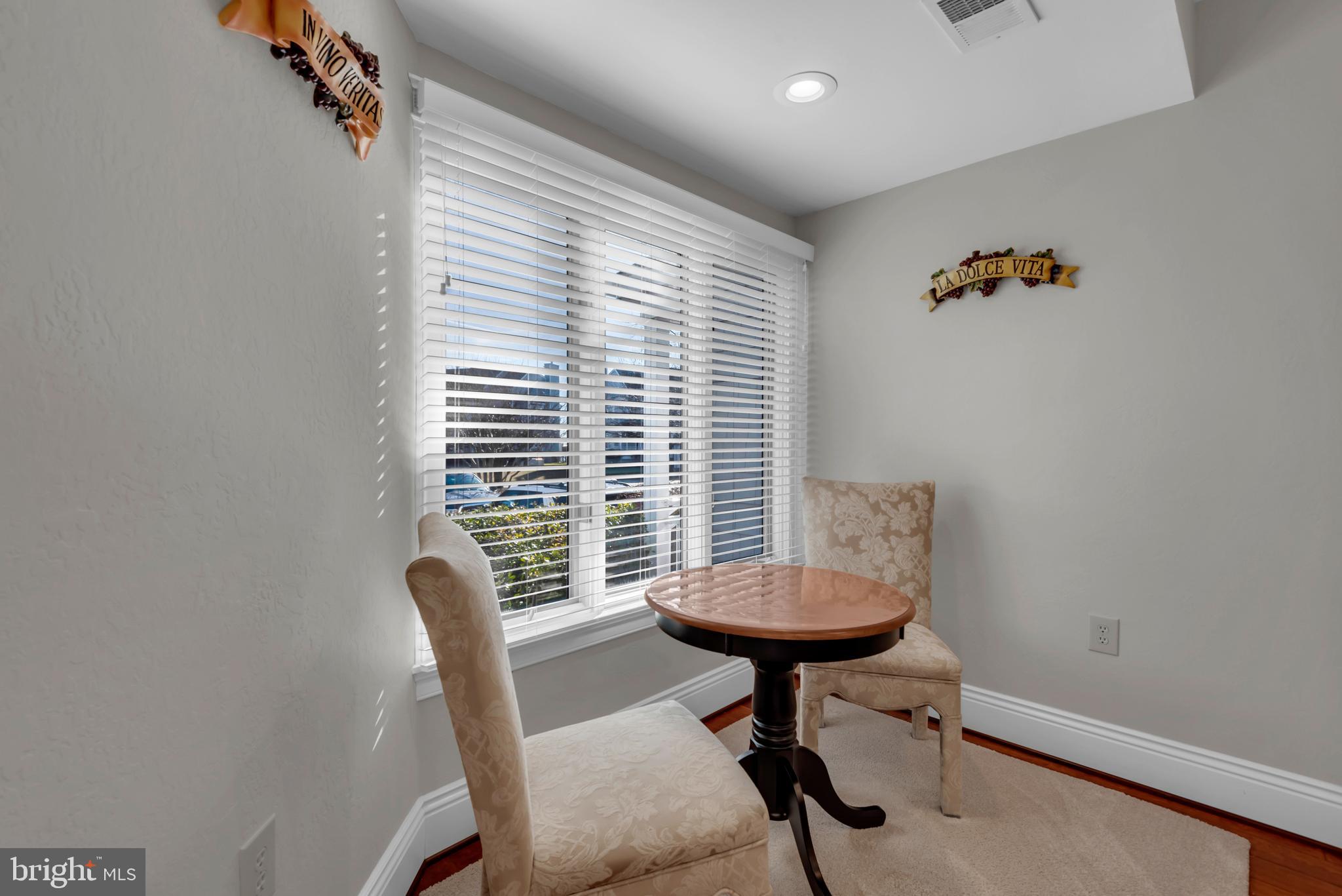 OYSTER COVE - Residential