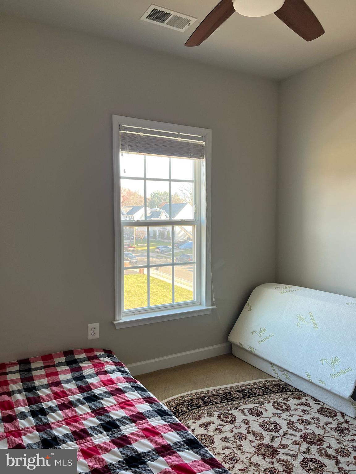 GRANT CORNER - Residential Lease