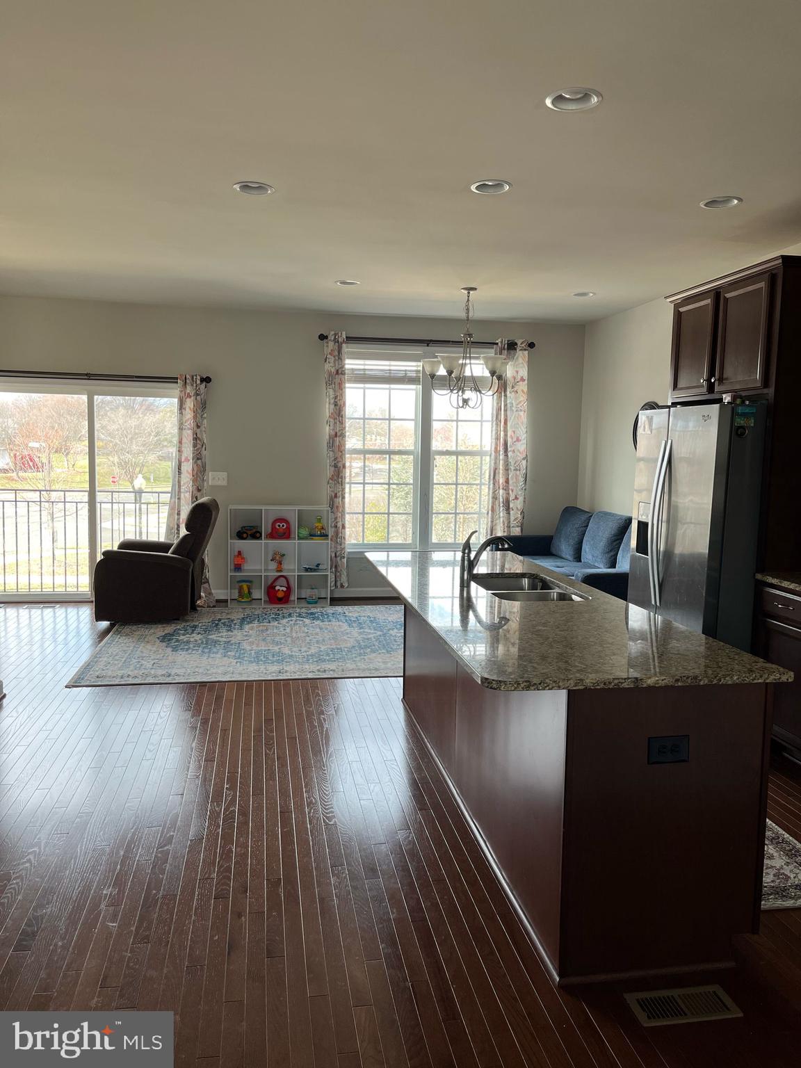 GRANT CORNER - Residential Lease