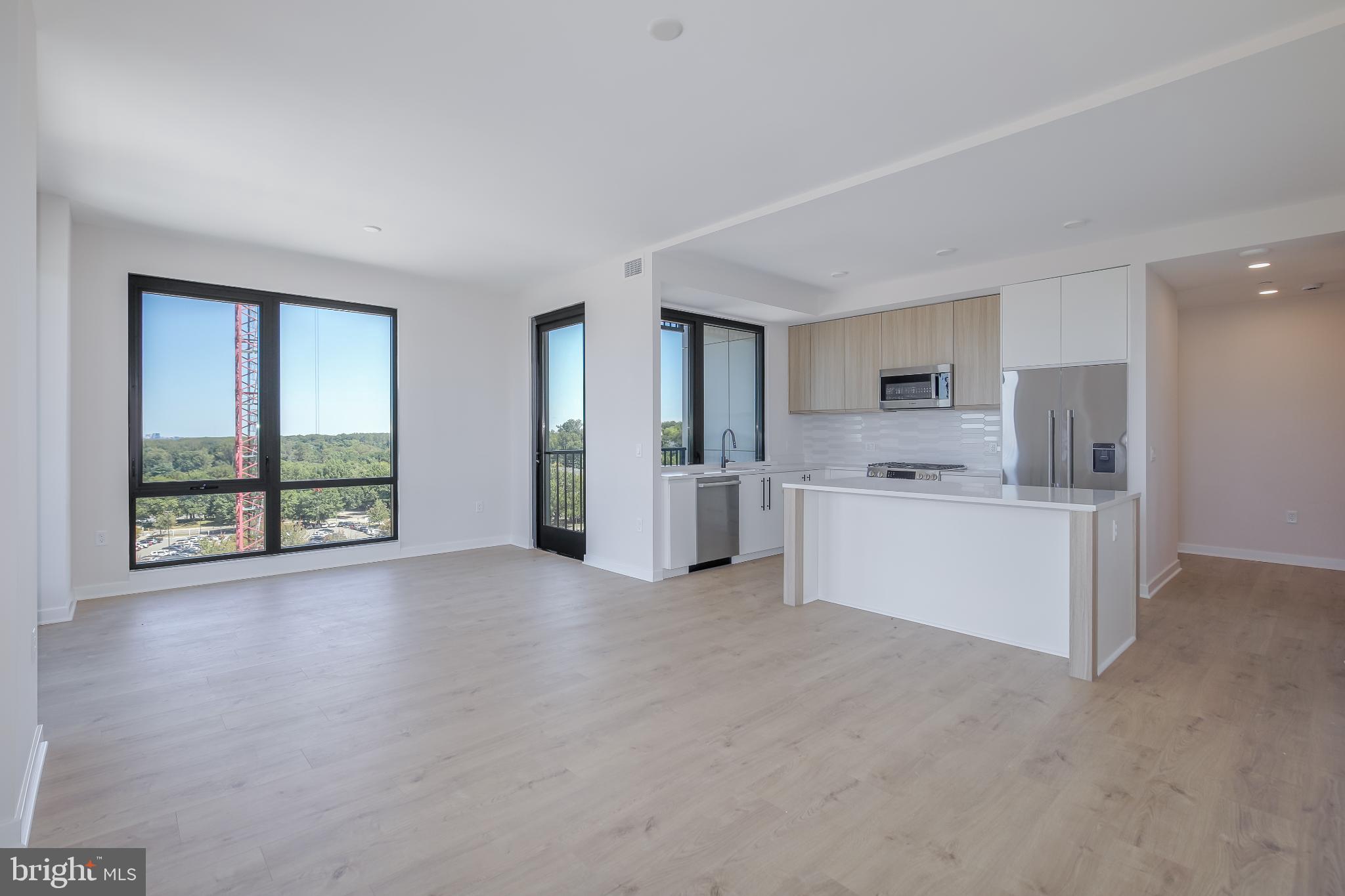 255 W. FALLS STATION BOULEVARD 911