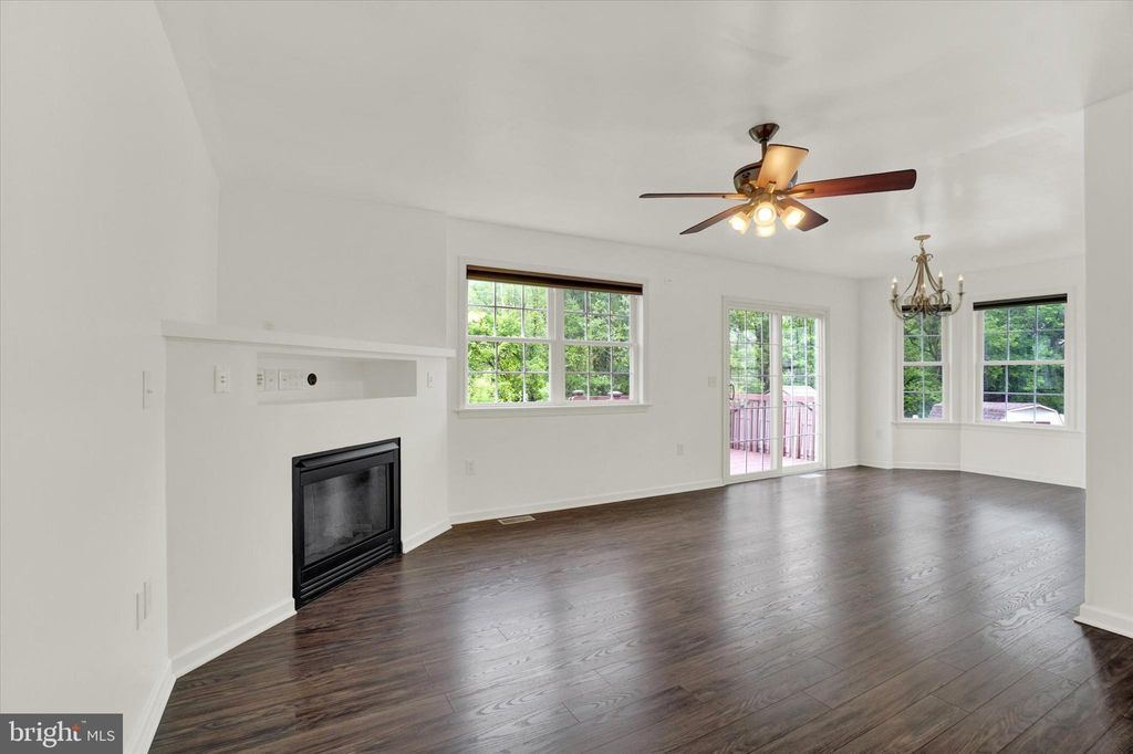 Photo of 340 Yorkshire Dr, Lancaster, PA 17603 (MLS # PALA2050510)