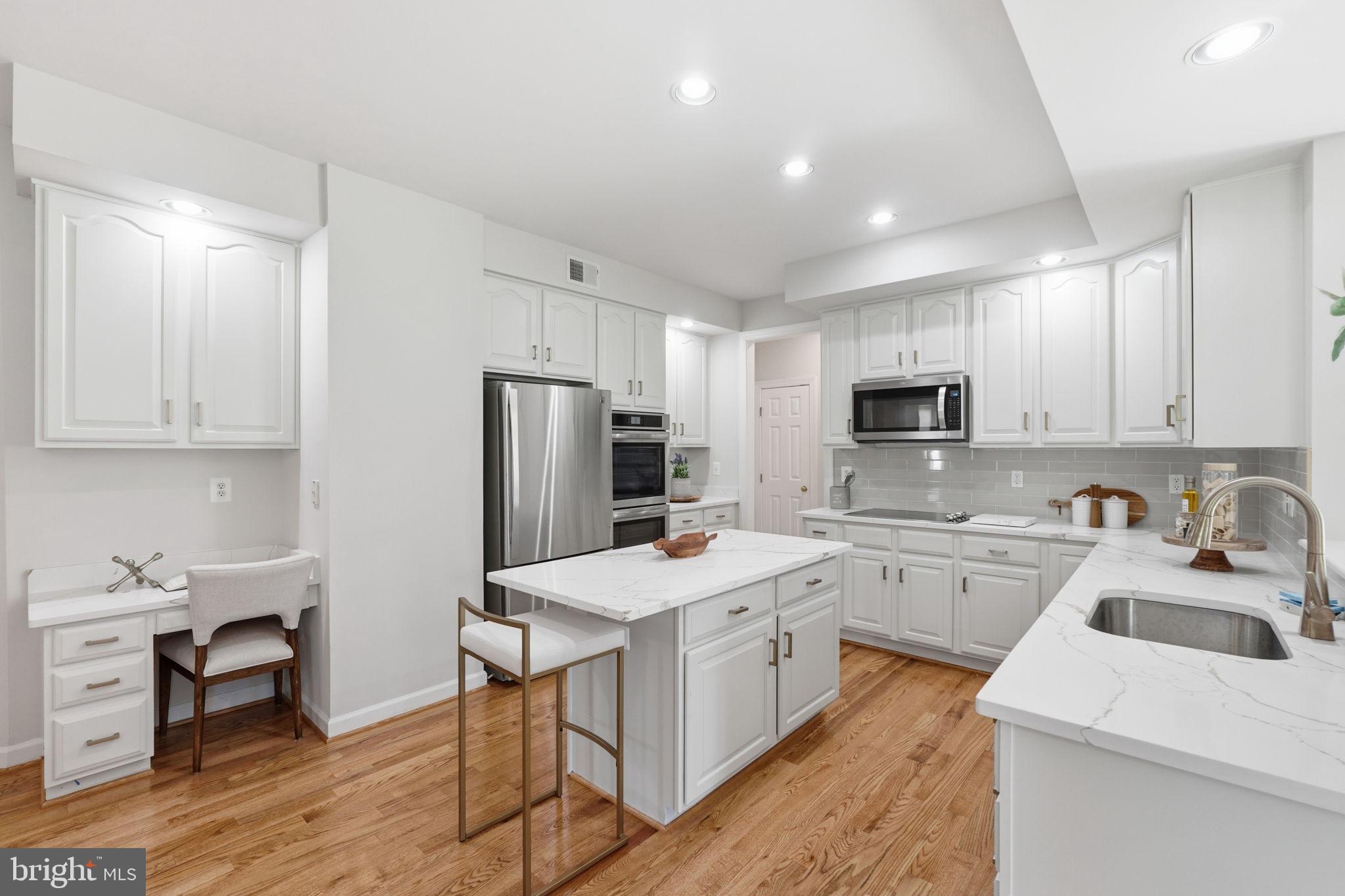 POTOMAC GLEN - Residential