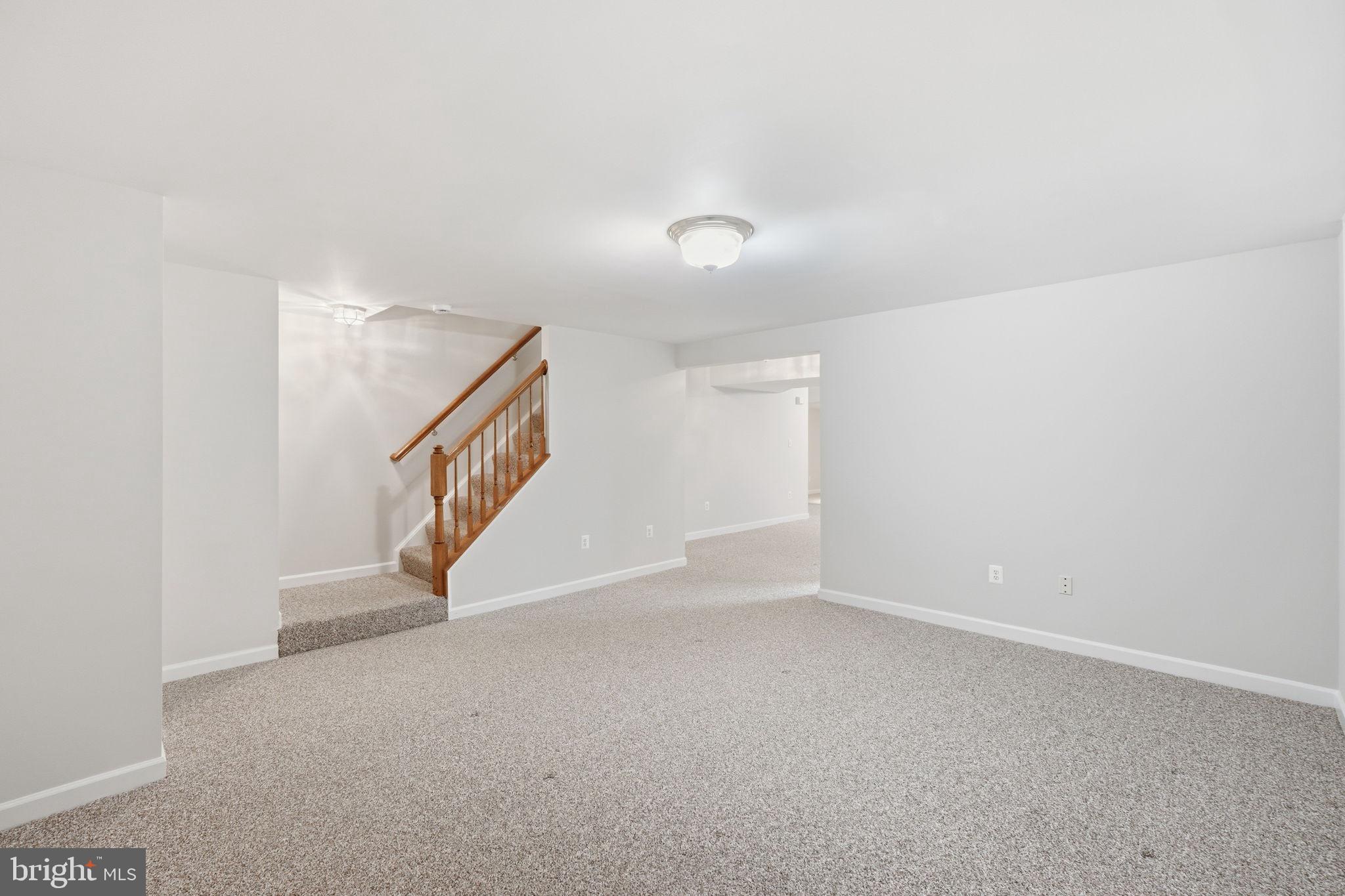 POTOMAC GLEN - Residential