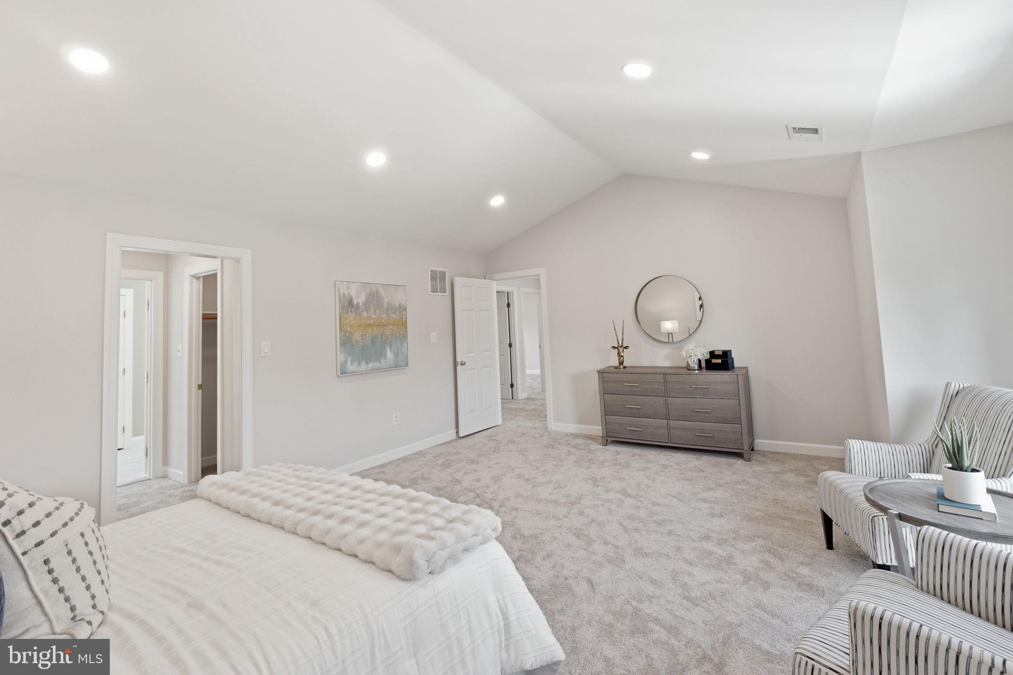 POTOMAC GLEN - Residential