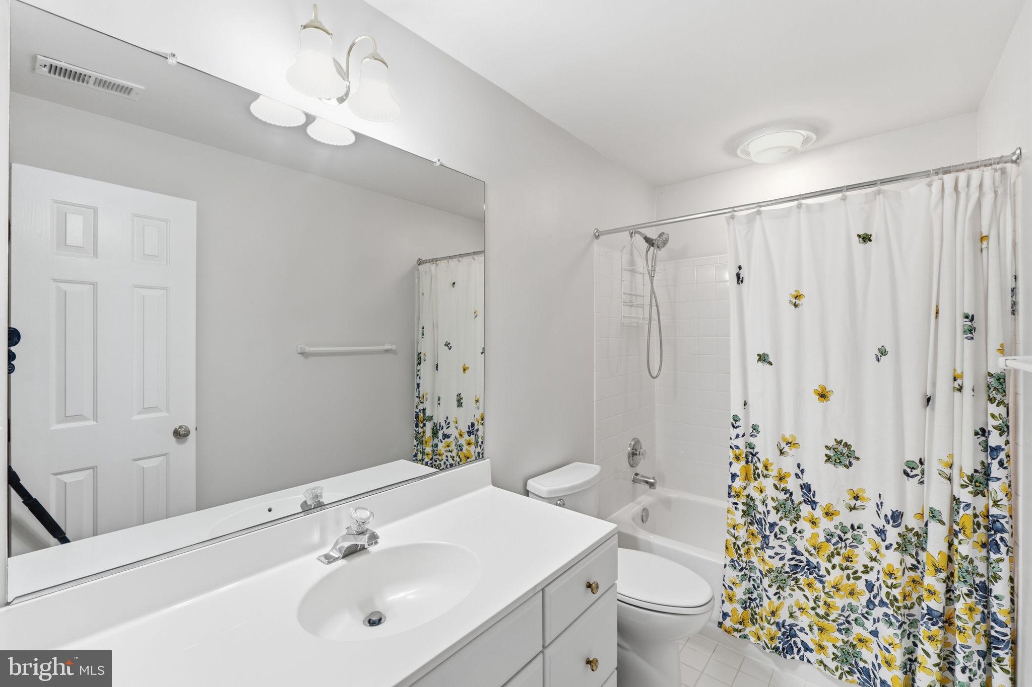 POTOMAC GLEN - Residential