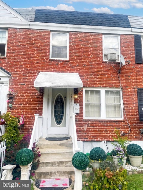 Townhouse For Rent - 3566 Dudley Avenue<br/> BALTIMORE, MD 21213