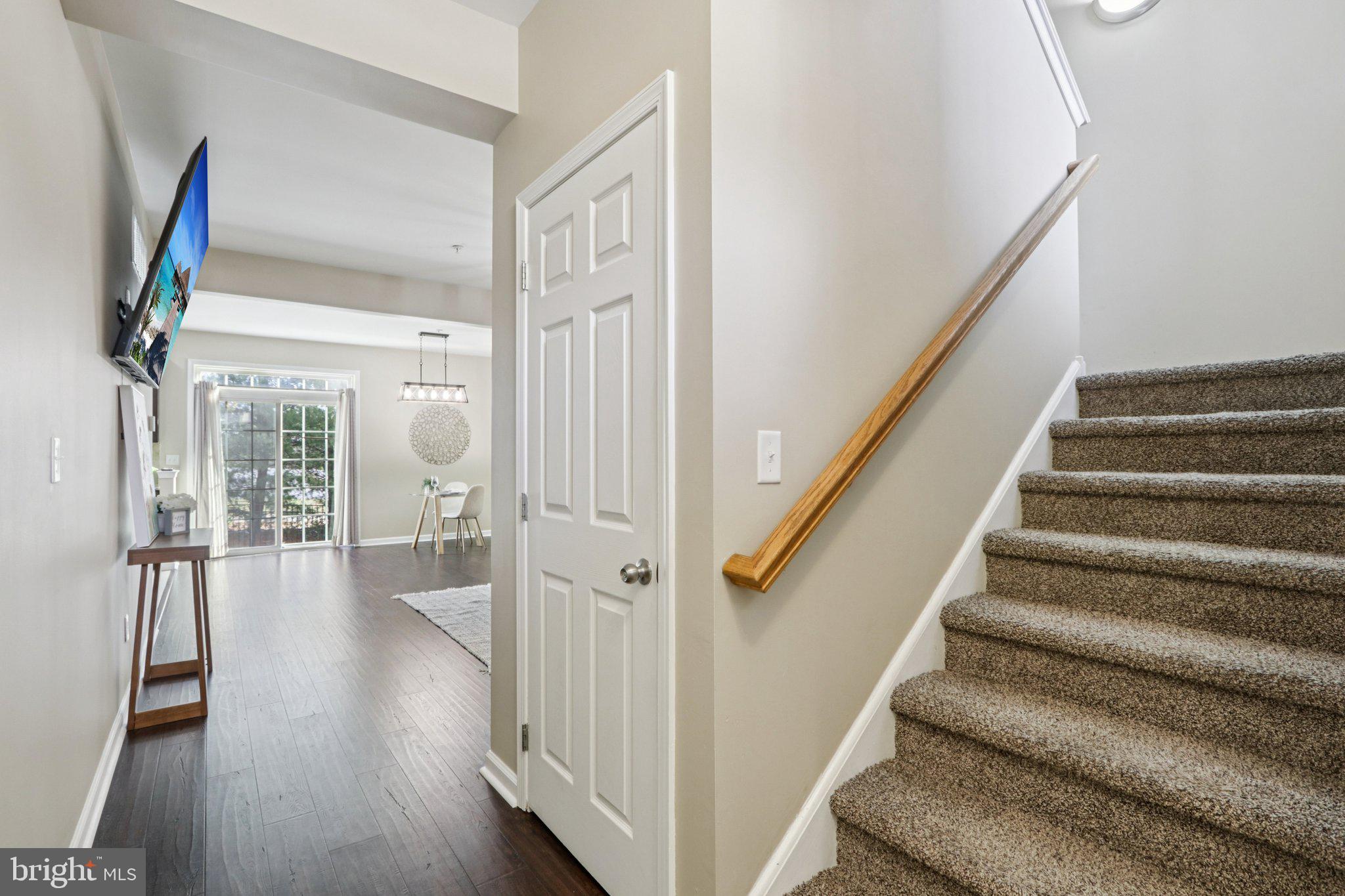 LAUREL FIELD - Residential