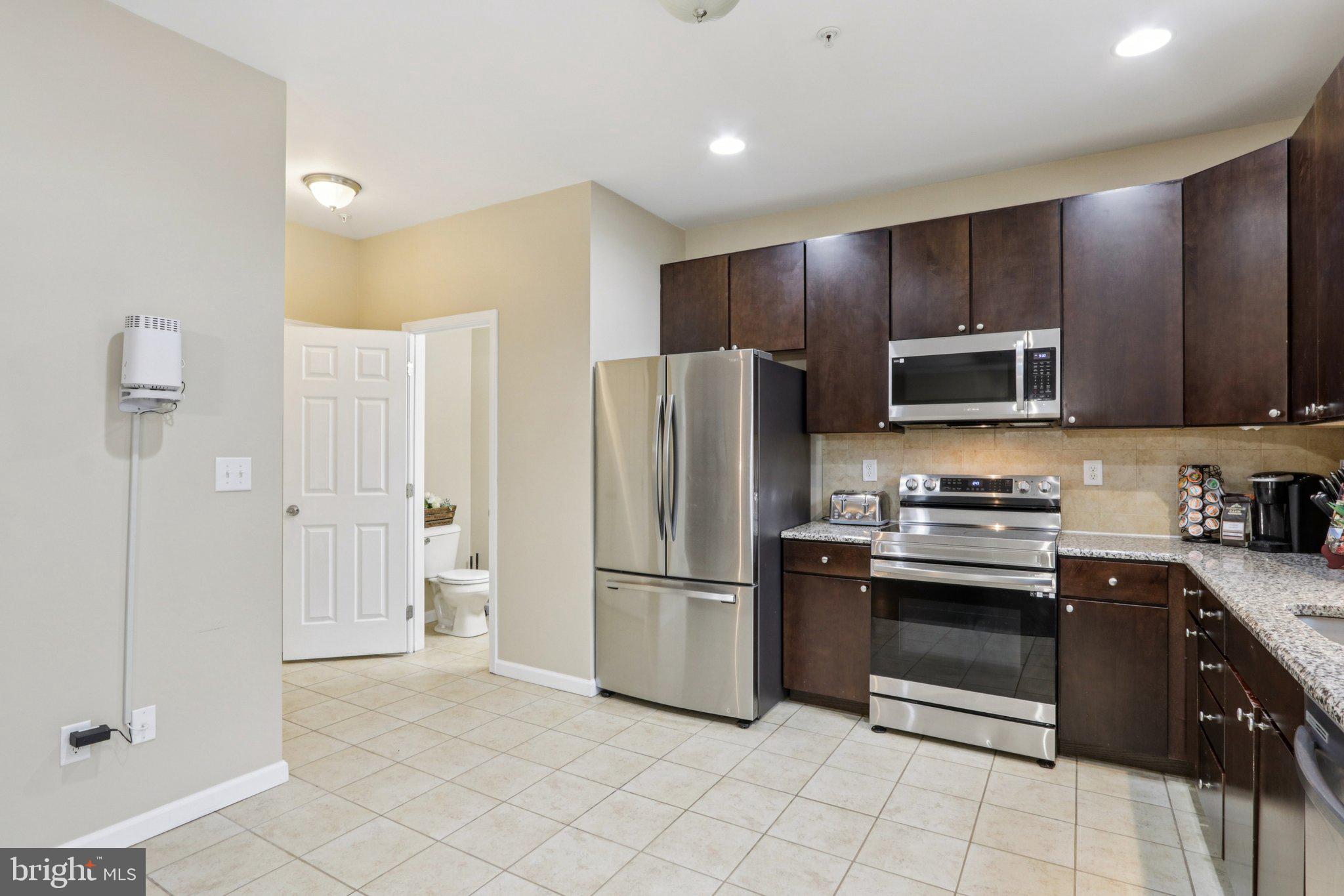 LAUREL FIELD - Residential