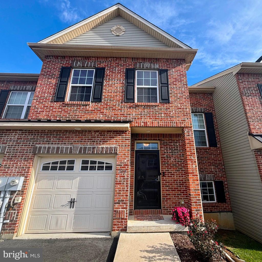 Photo of 270 Milkweed Drive, ALLENTOWN, PA 18104 (MLS # PALH2013968)