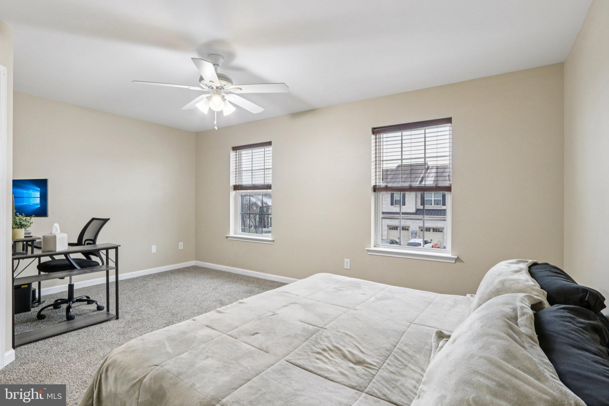 LAUREL FIELD - Residential