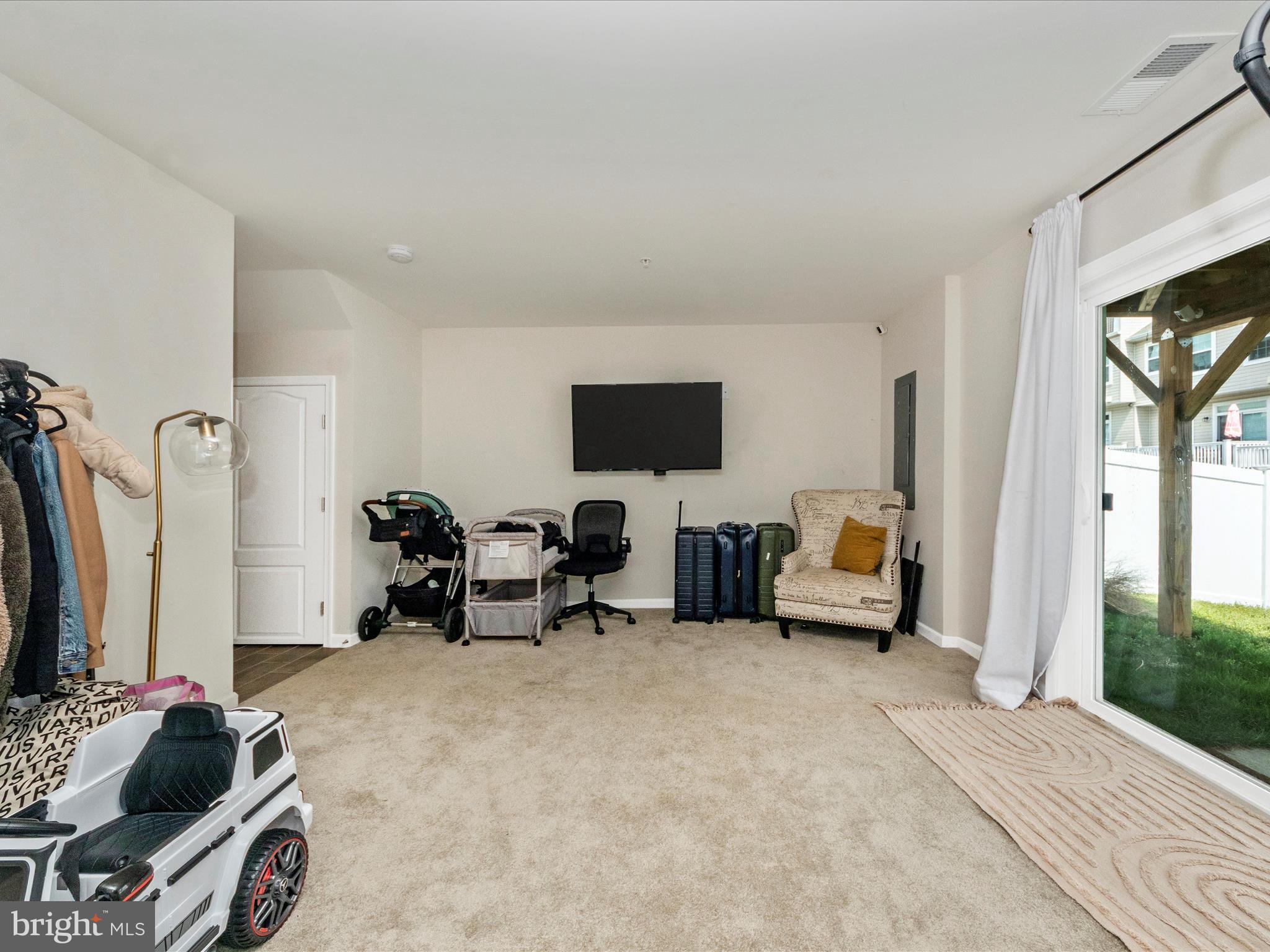 SMITH HOME FARM - Residential Lease