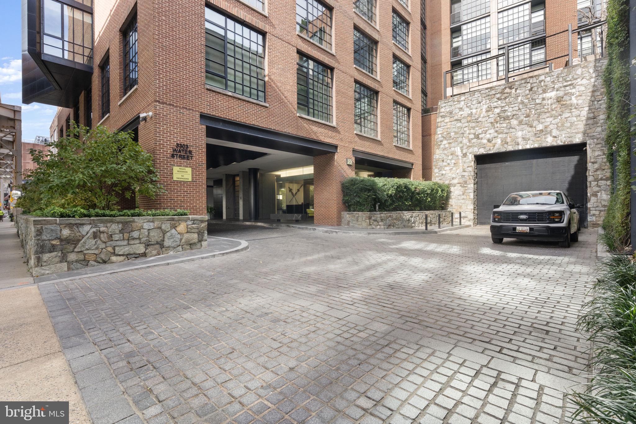 3303 WATER STREET NW 4B