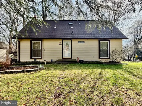 13401 Warburton Drive, Fort Washington, MD MLS: MDPG2145892