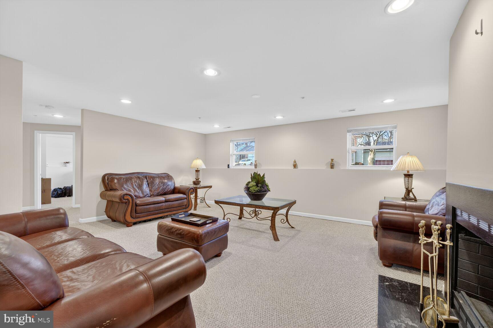 PISCATAWAY ESTATES - Residential