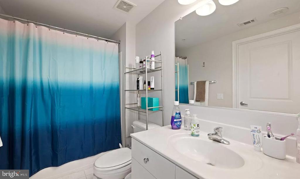 DOWNTOWN SILVER SPRING - Residential Lease