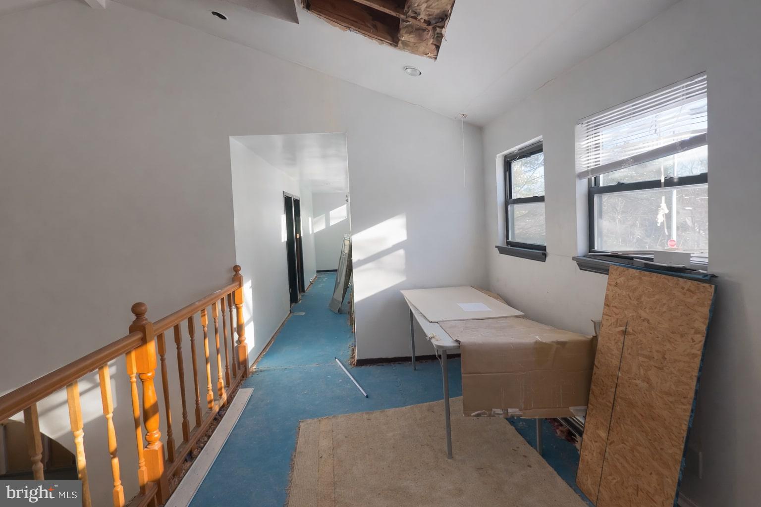 EMERALD LAKE - Residential