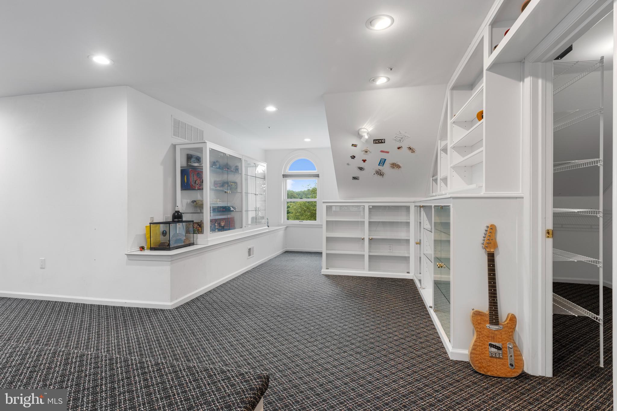 GULPH CREEK - Residential