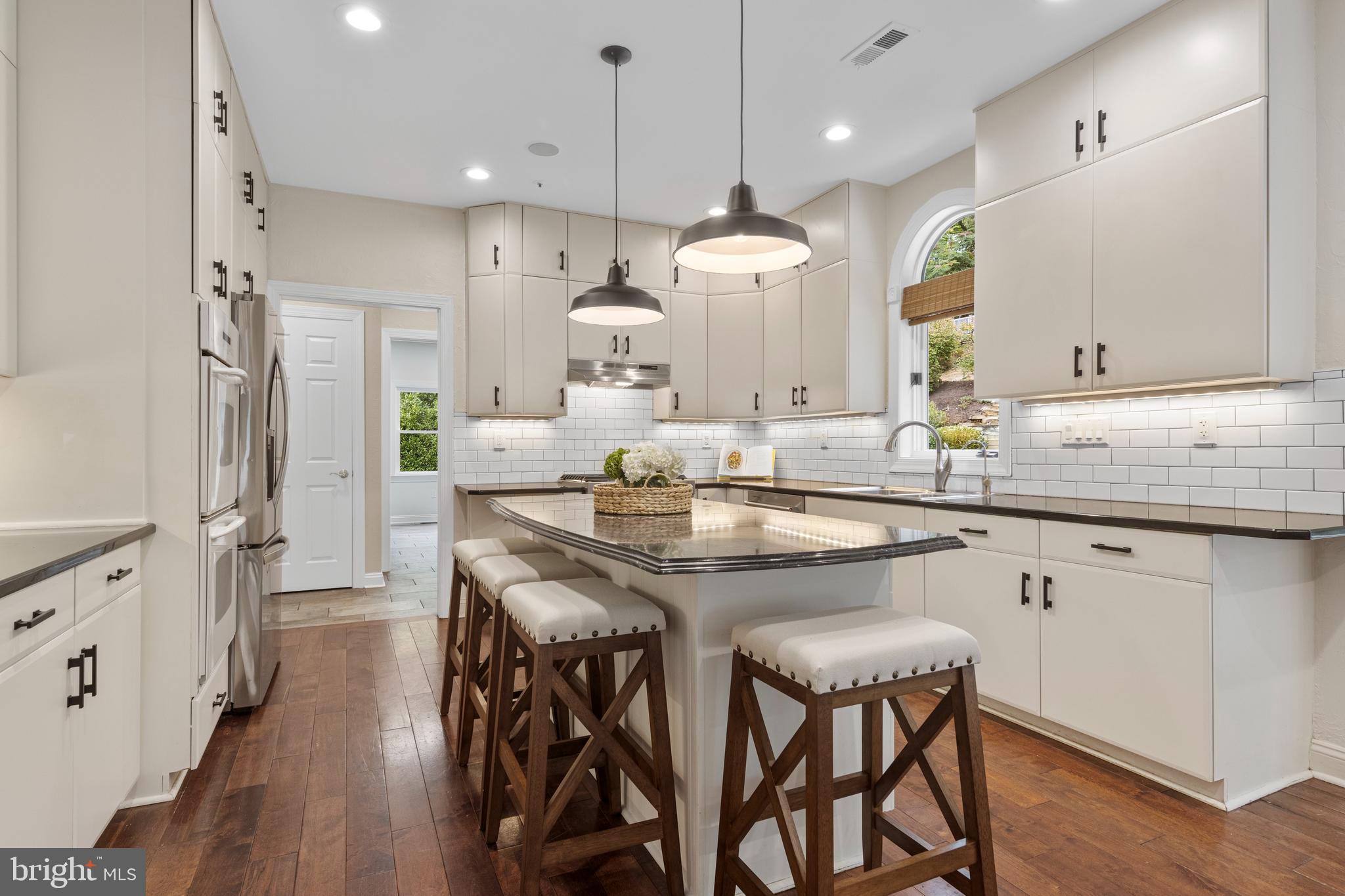 GULPH CREEK - Residential