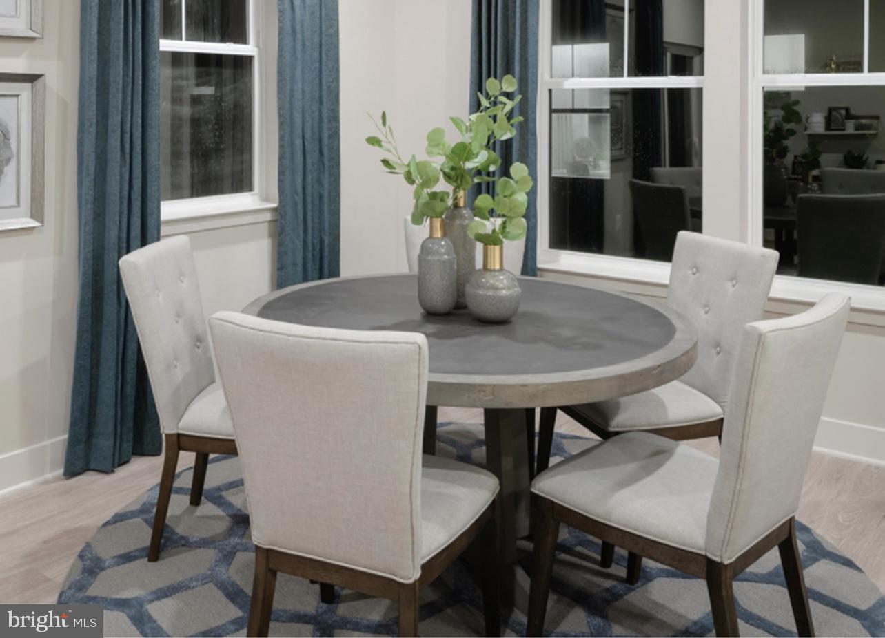 WATER'S LANDING - Residential