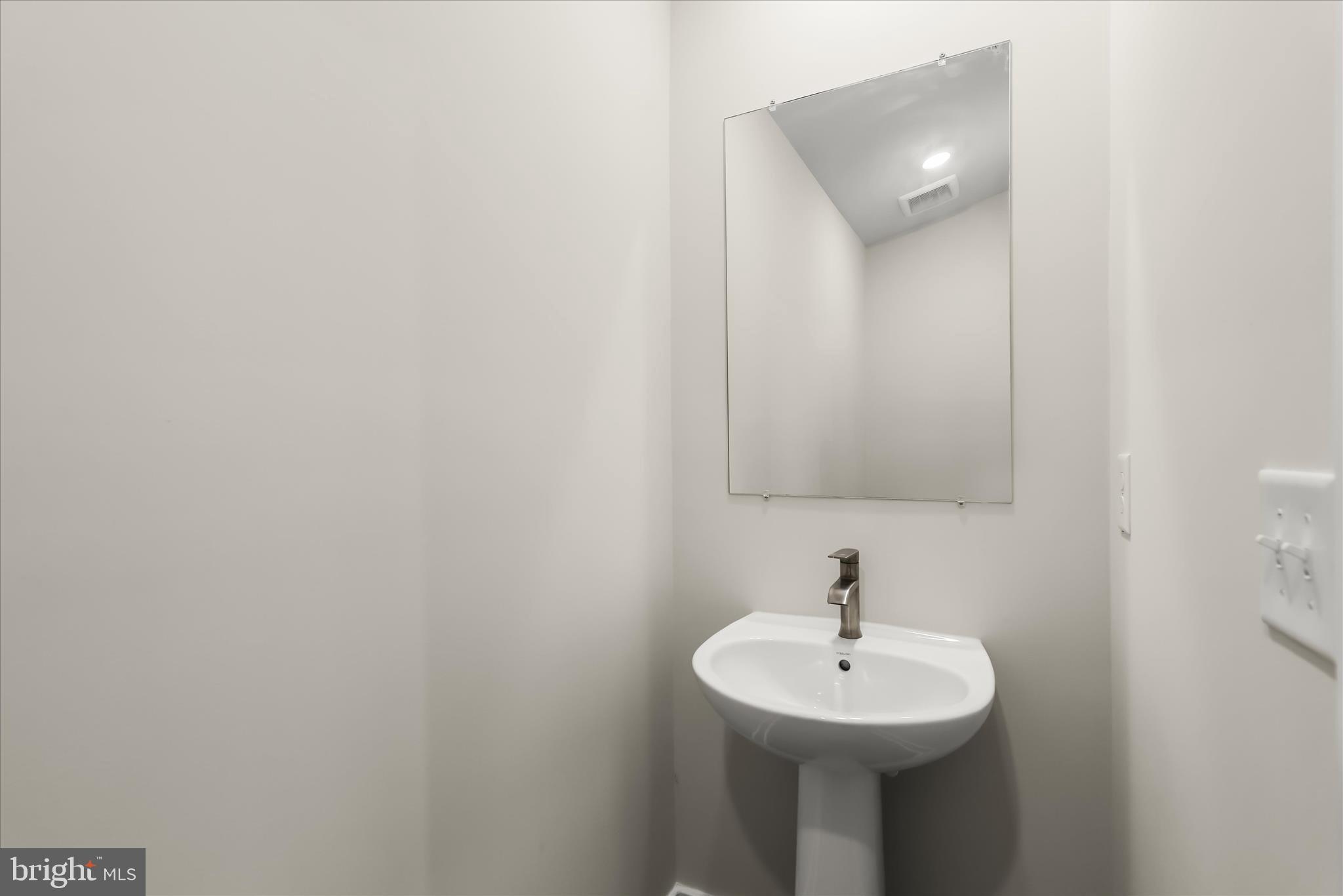 WATER'S LANDING - Residential