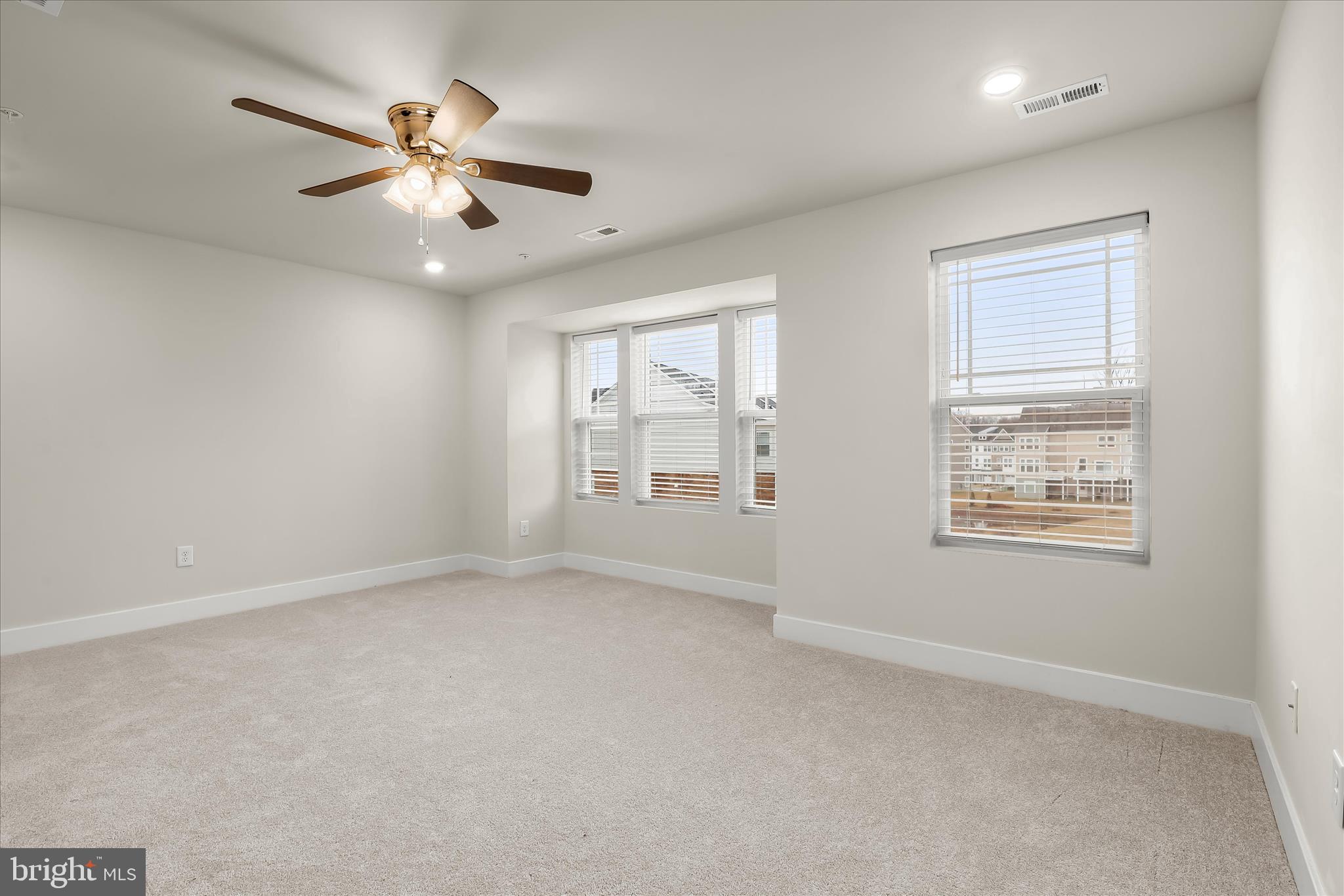 WATER'S LANDING - Residential