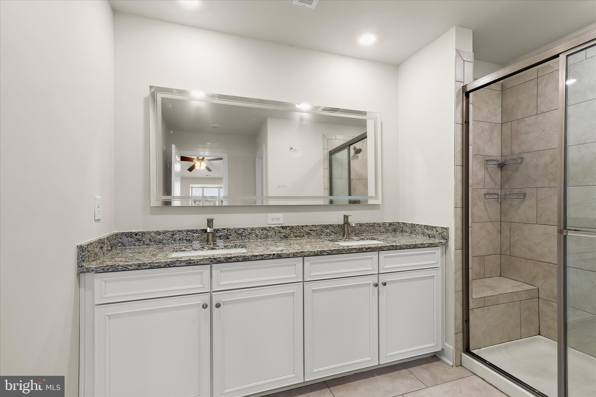 WATER'S LANDING - Residential