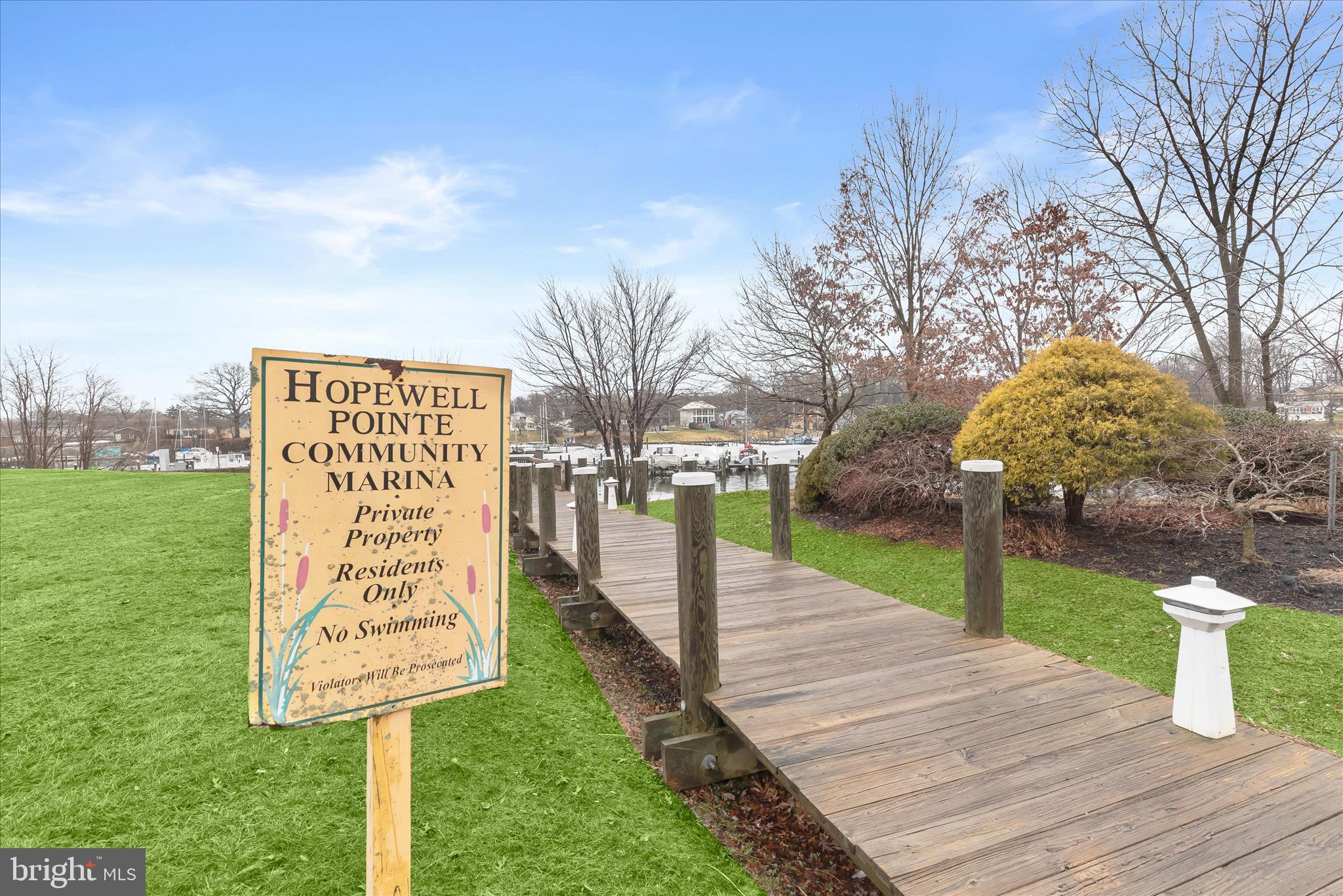 WATER'S LANDING - Residential