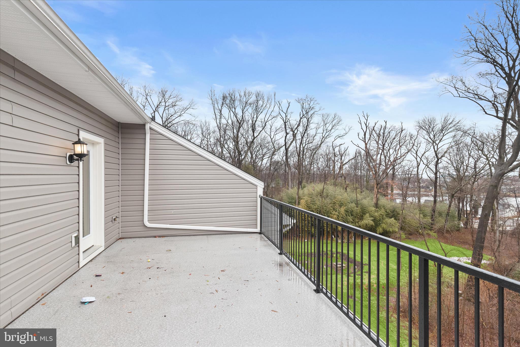 WATER'S LANDING - Residential